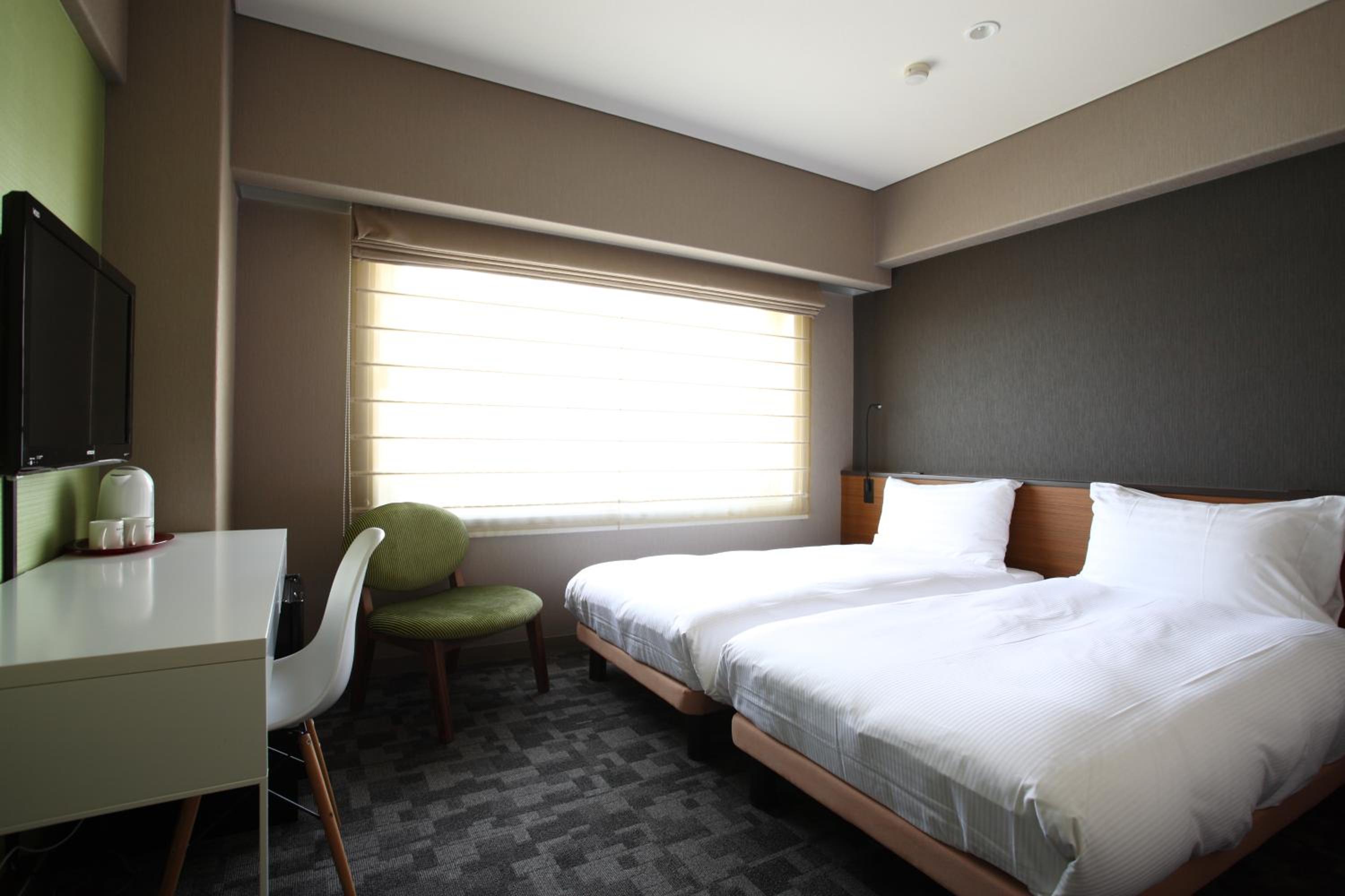 Premium City Twin Room - Non-Smoking photo 1
