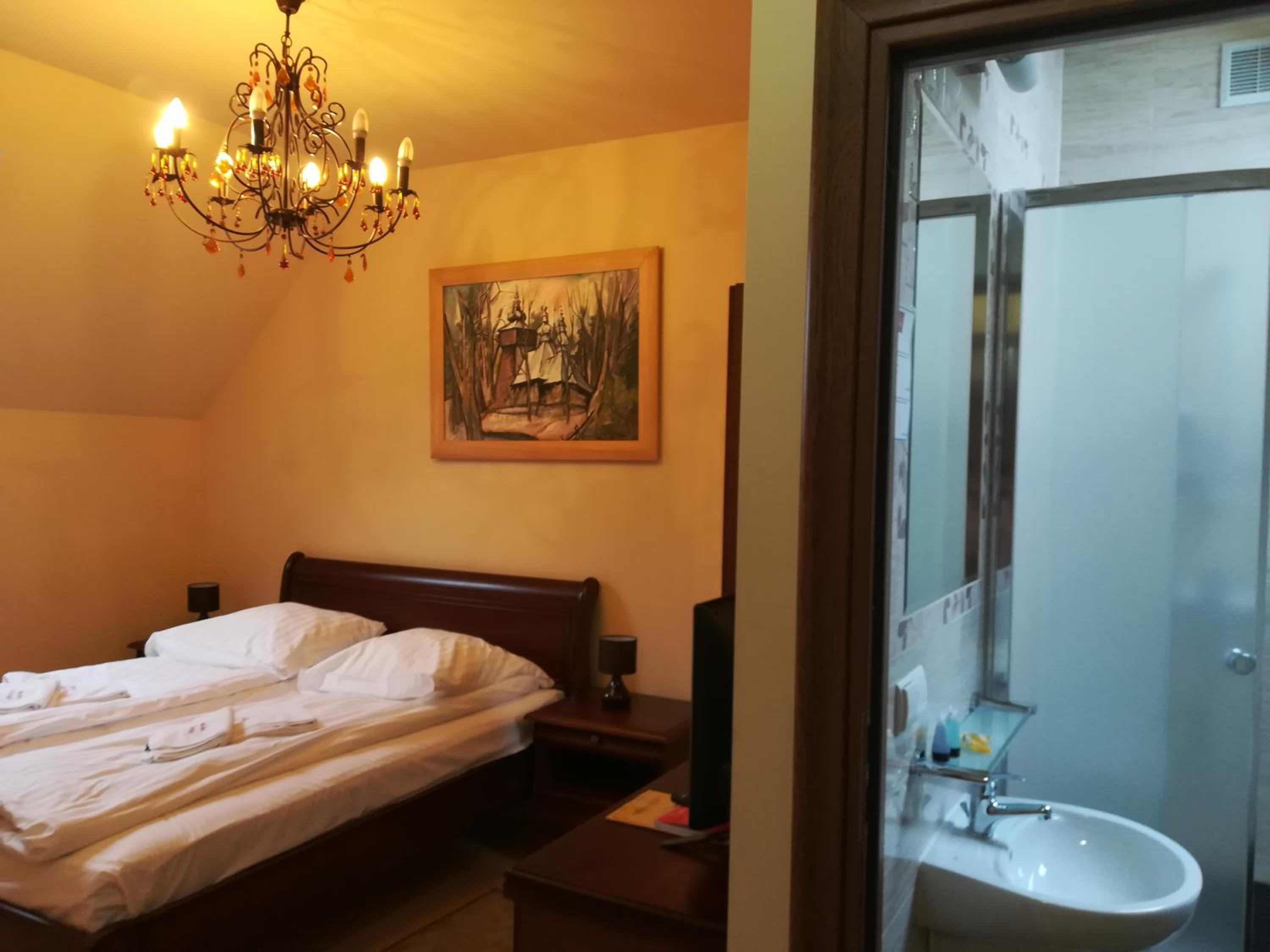 Economy Double Room - Photo 2