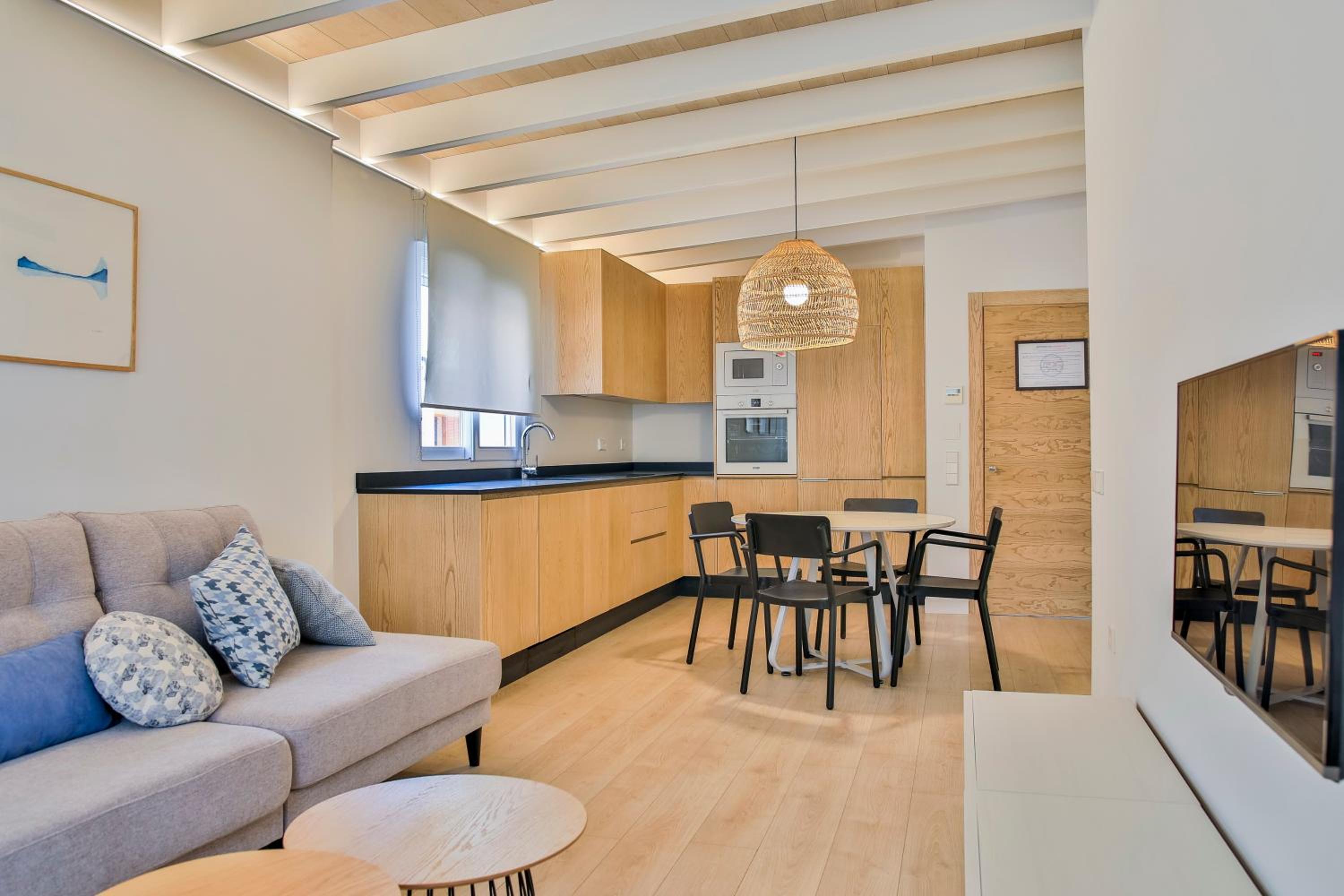 Two-Bedroom Apartment - Photo 6