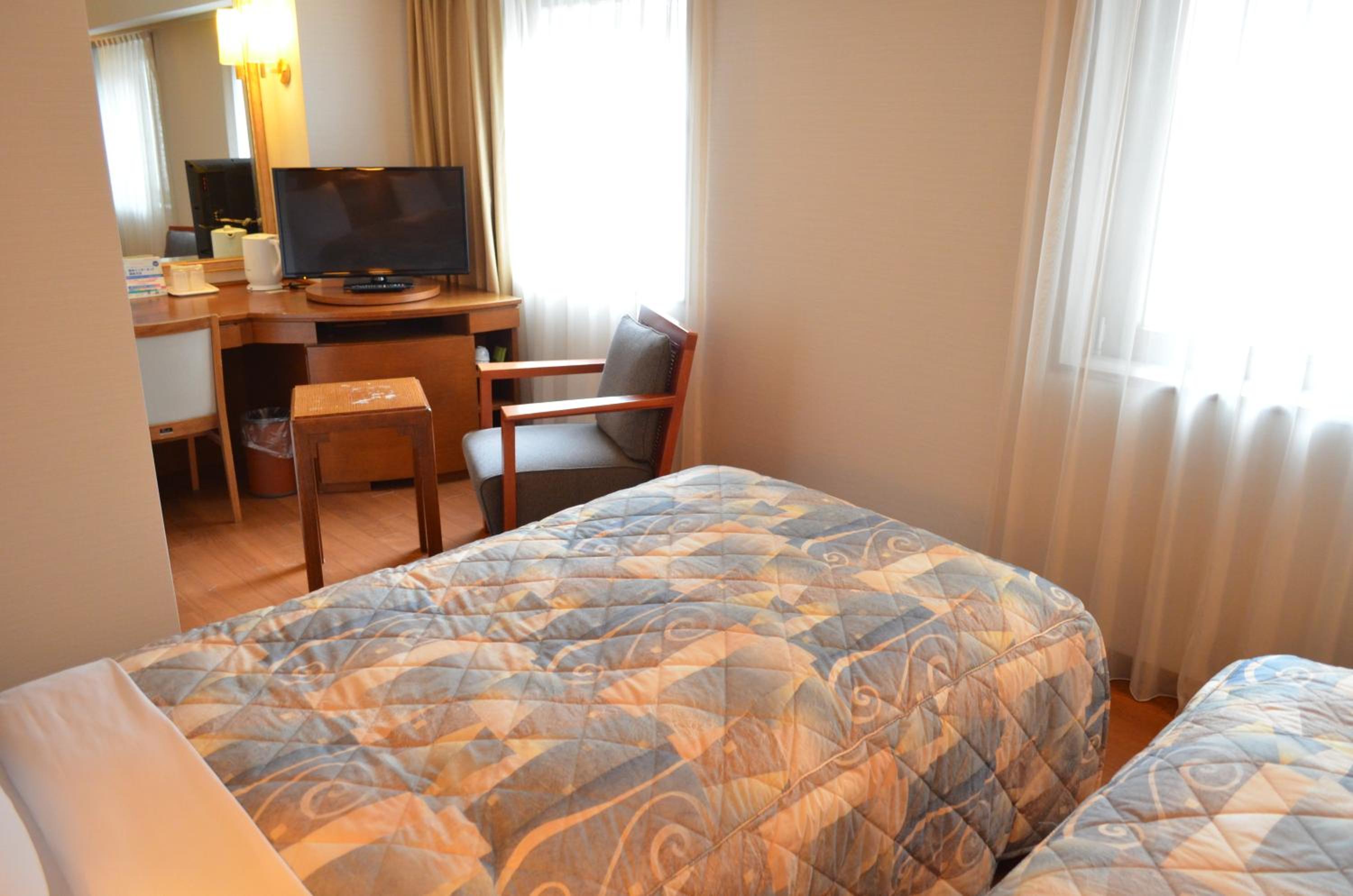 Deluxe Twin Room with Mountain View - Single Use - Non Smoking photo 3