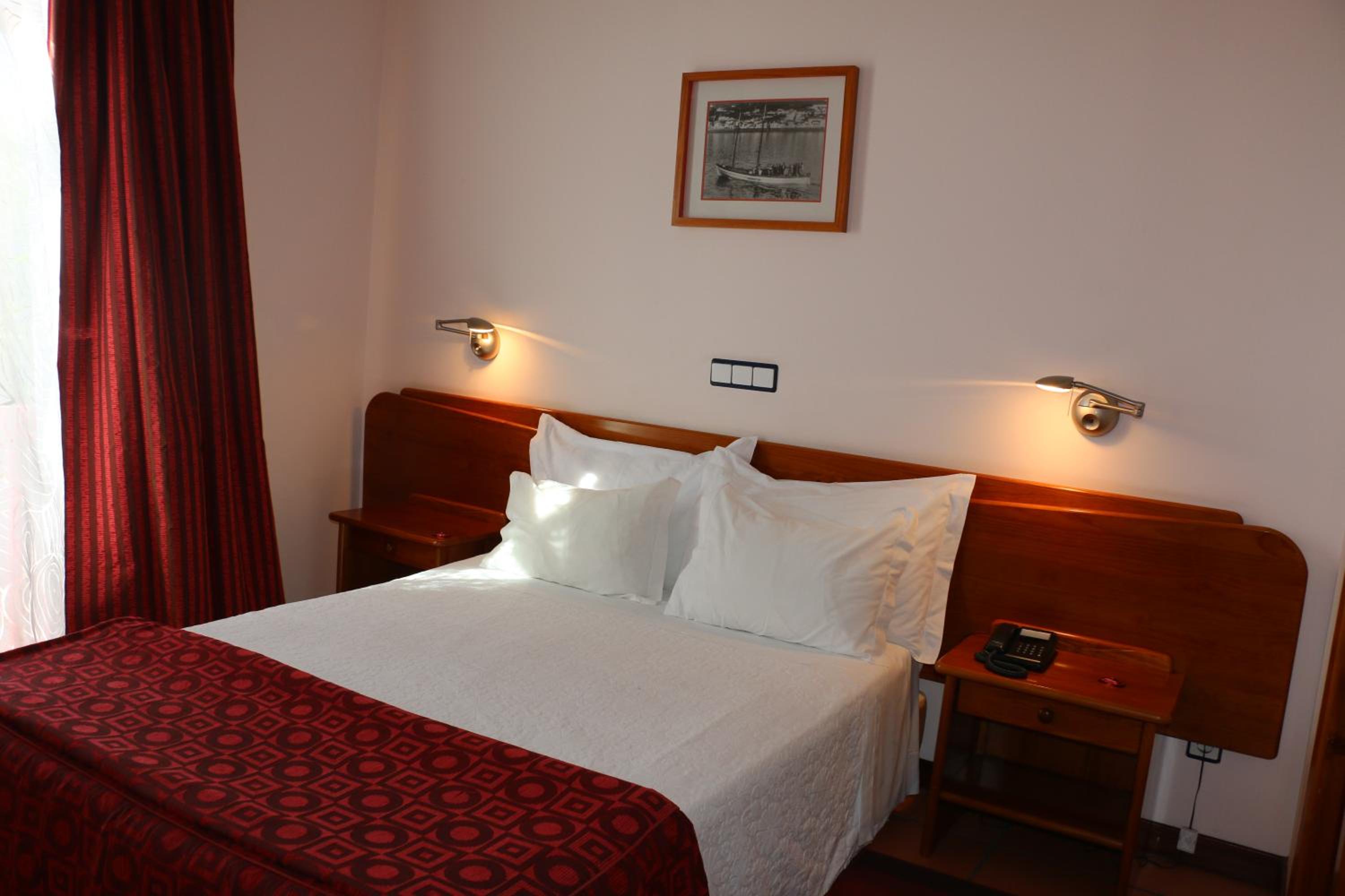 One-Bedroom Apartment - Photo 1