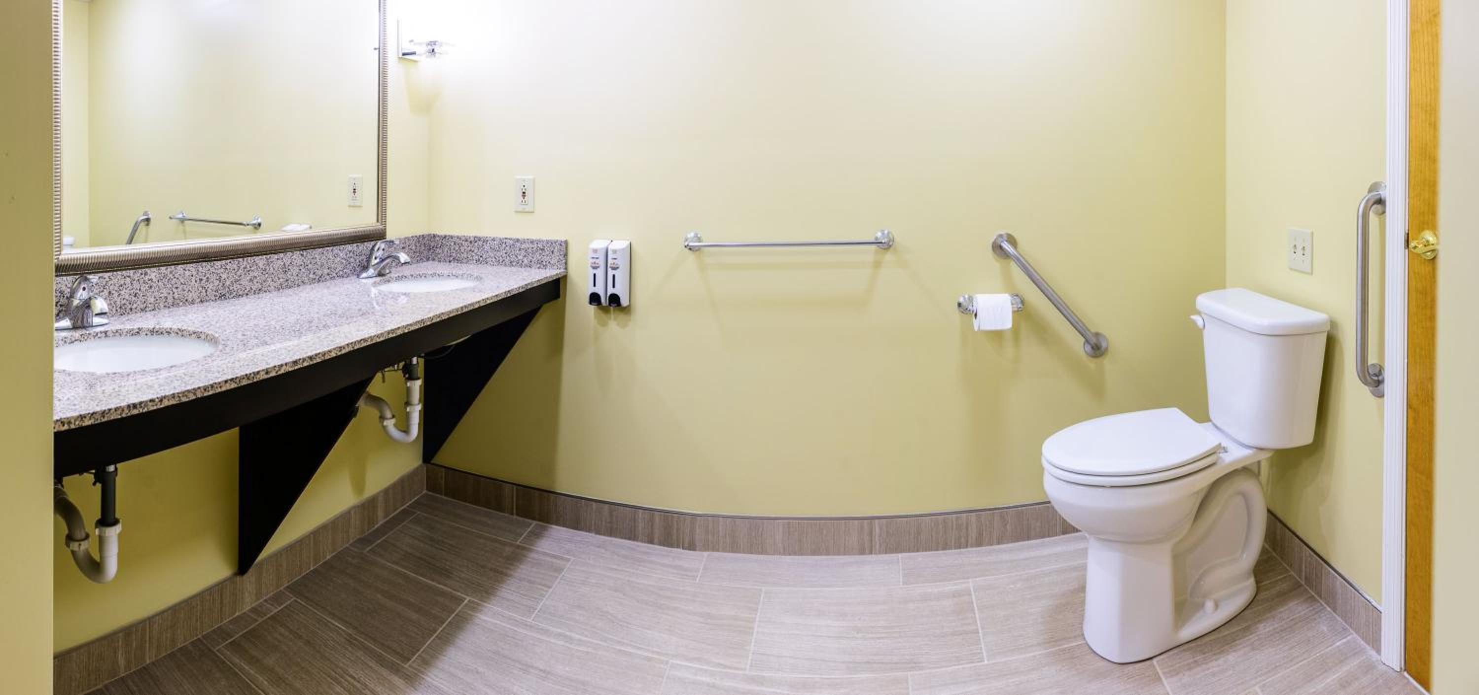 Family Suite photo 2