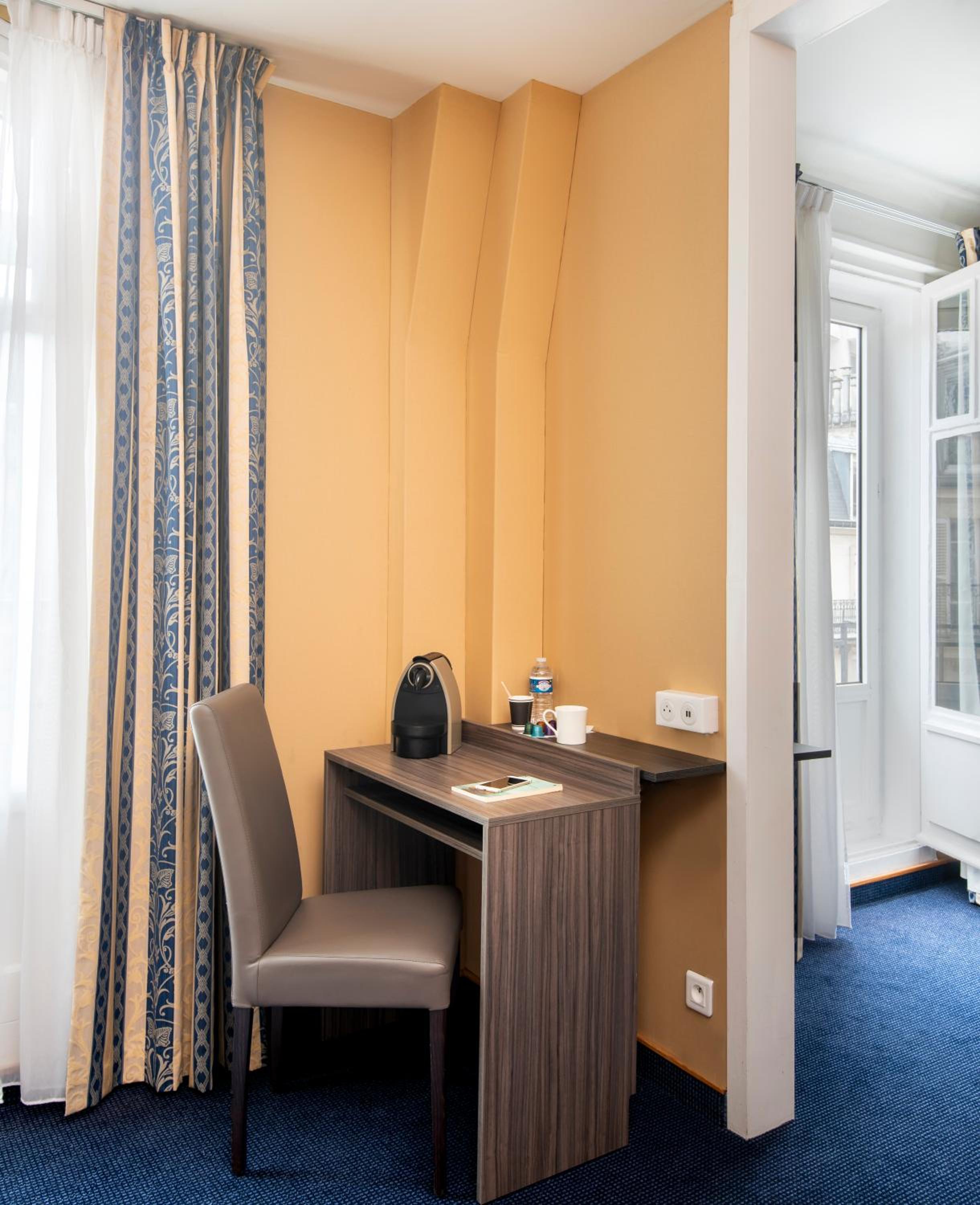 Triple Room photo 2