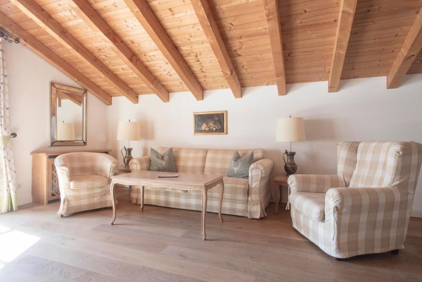 Quadruple Room - Photo 1