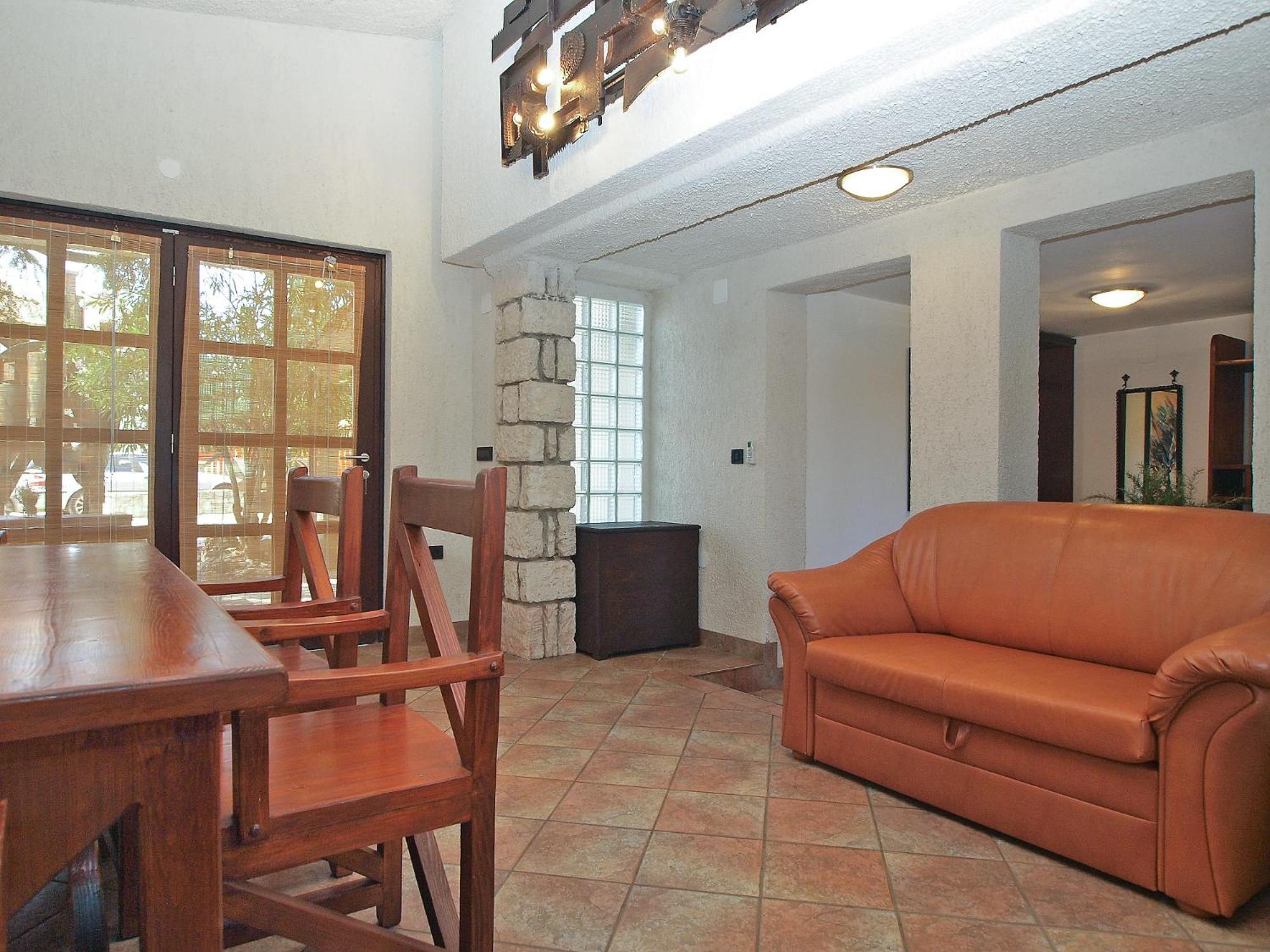 Apartment photo 1