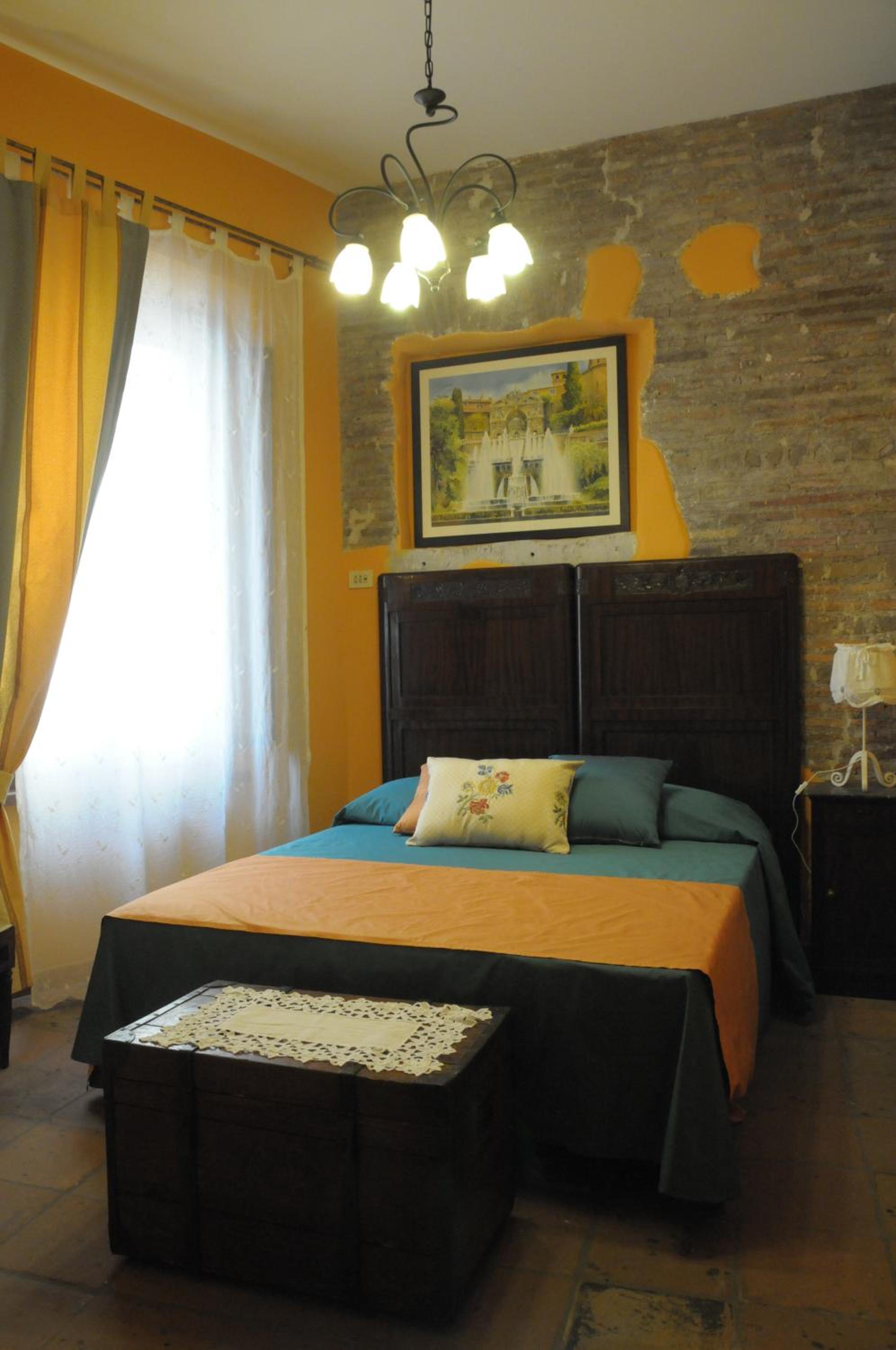 Three-Bedroom House - Photo 1