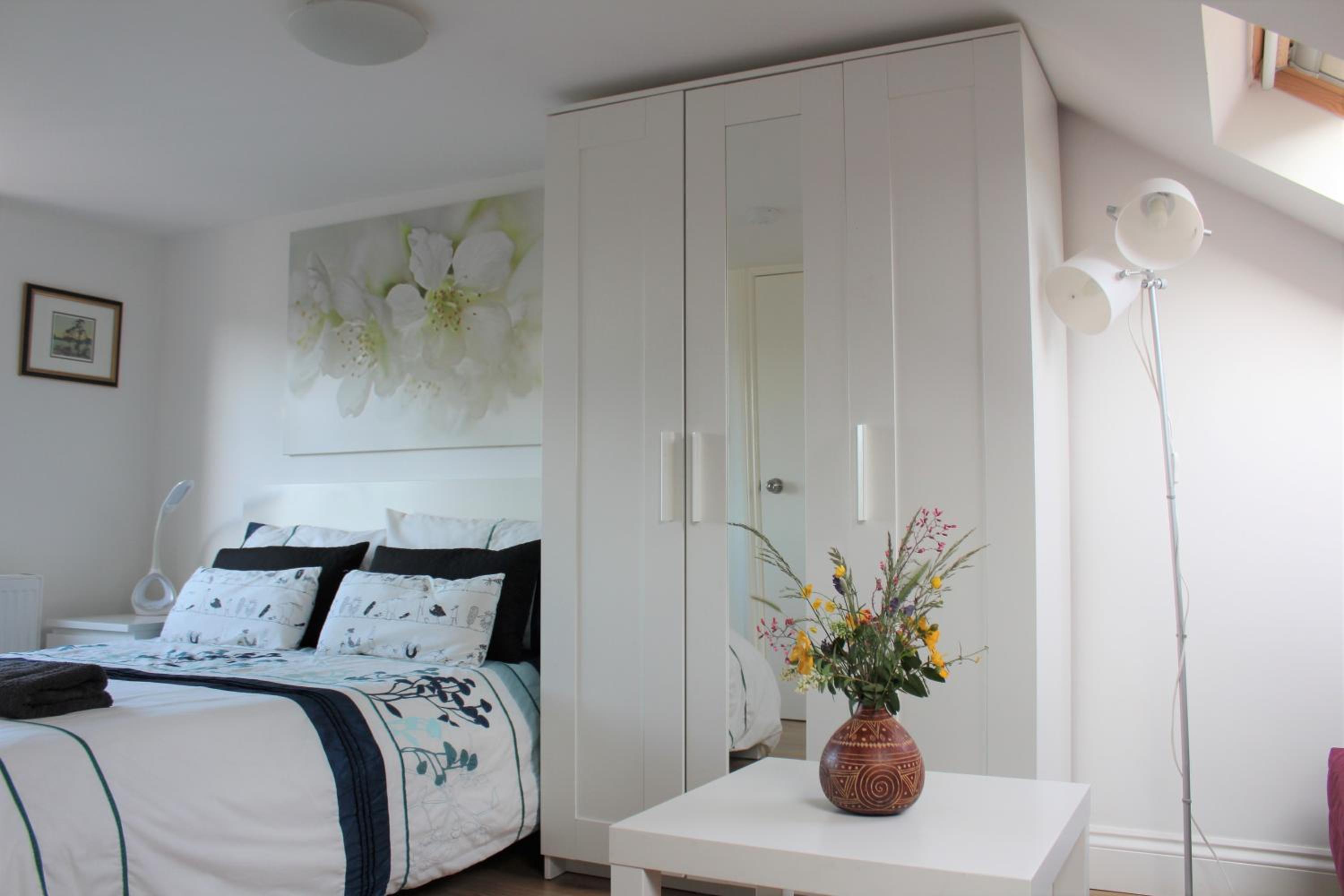 Studio Apartment photo 2