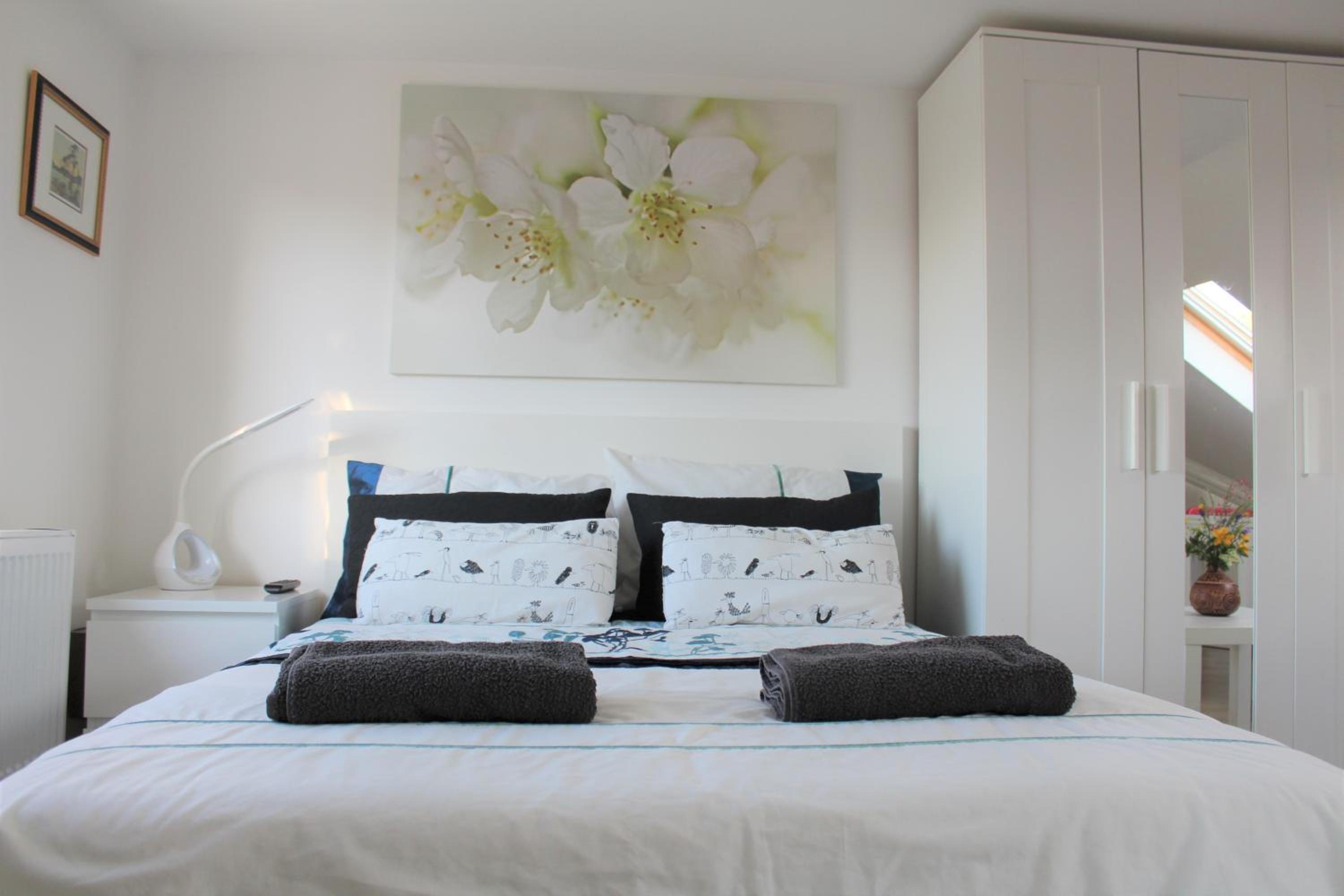 Studio Apartment photo 1