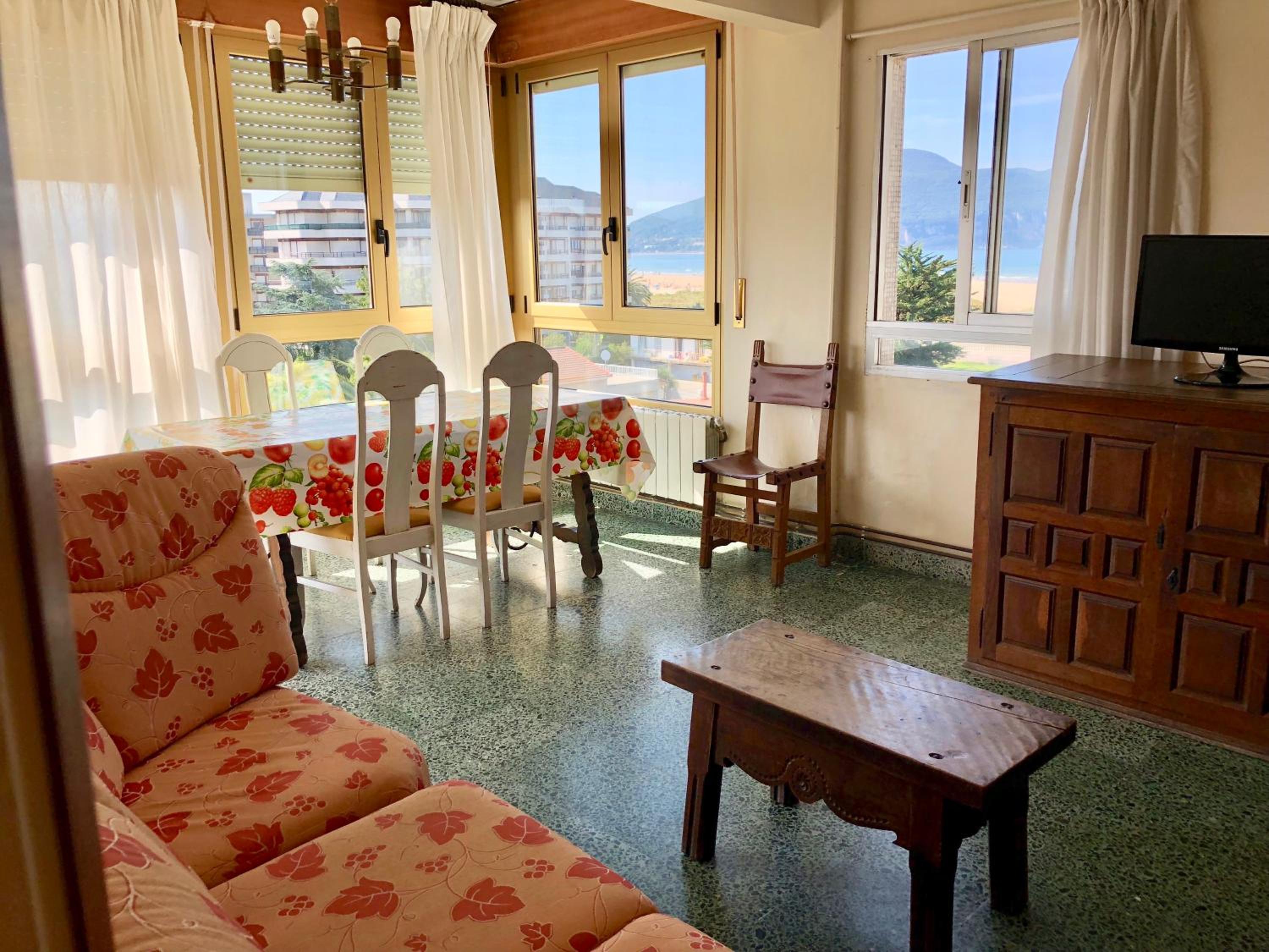 Two-Bedroom Apartment with Sea View - Photo 1