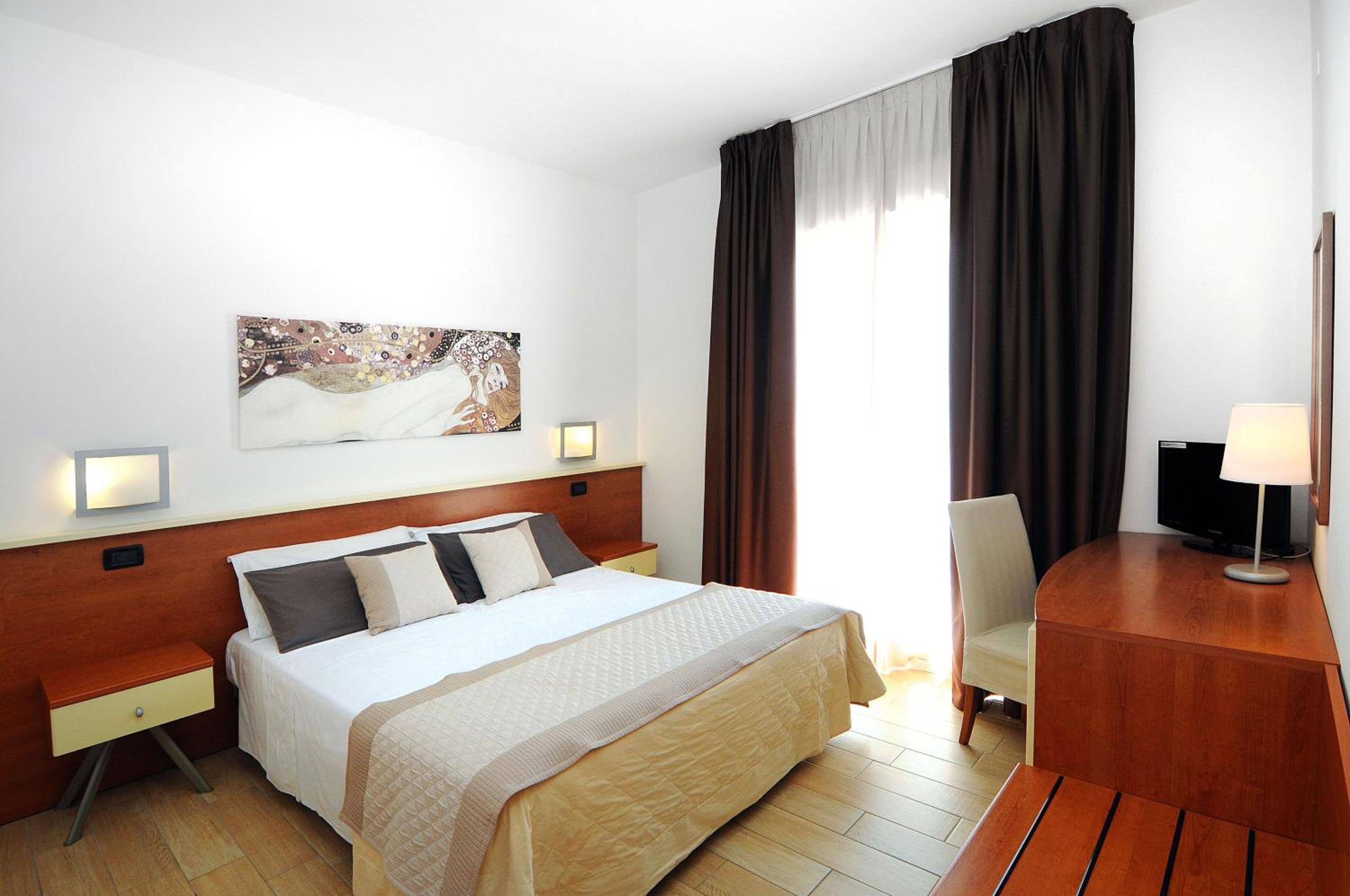 Double Room with Balcony and Sea View photo 3