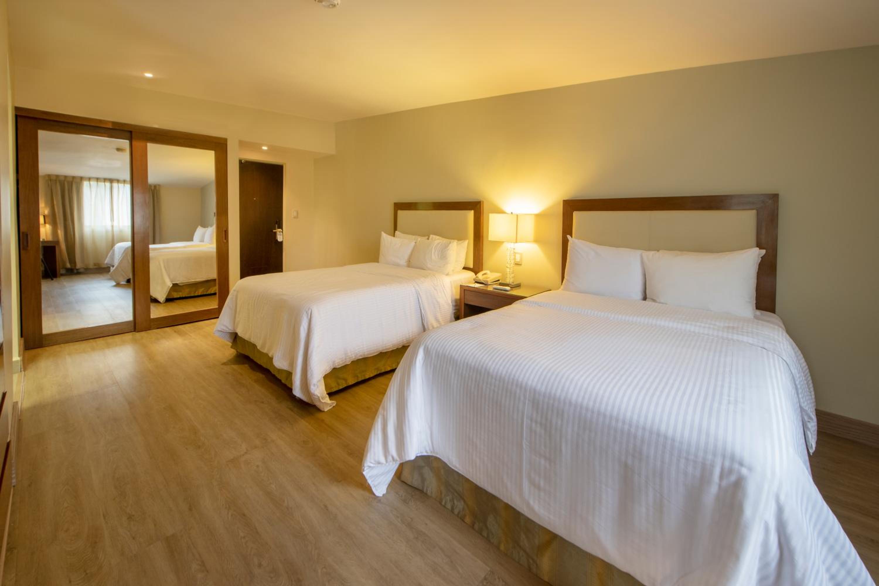 Twin Room - Photo 1