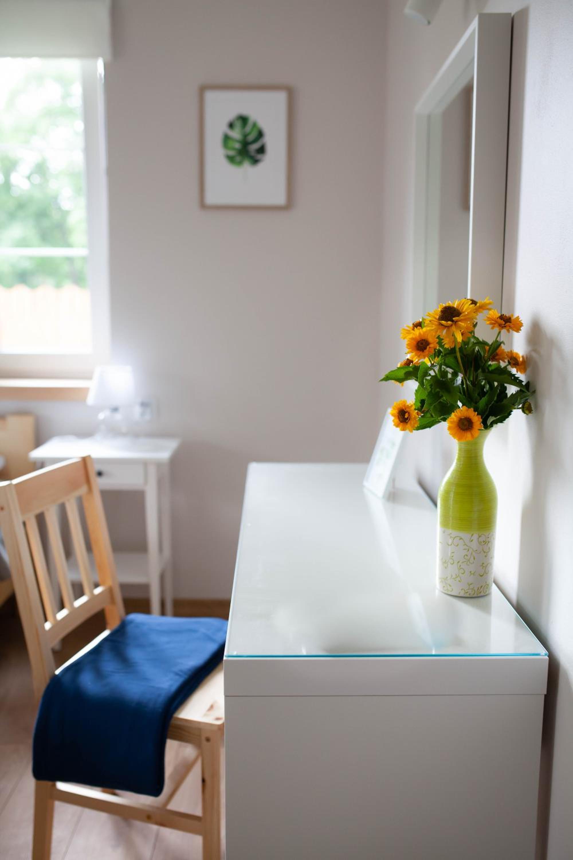 Studio Apartment photo 2
