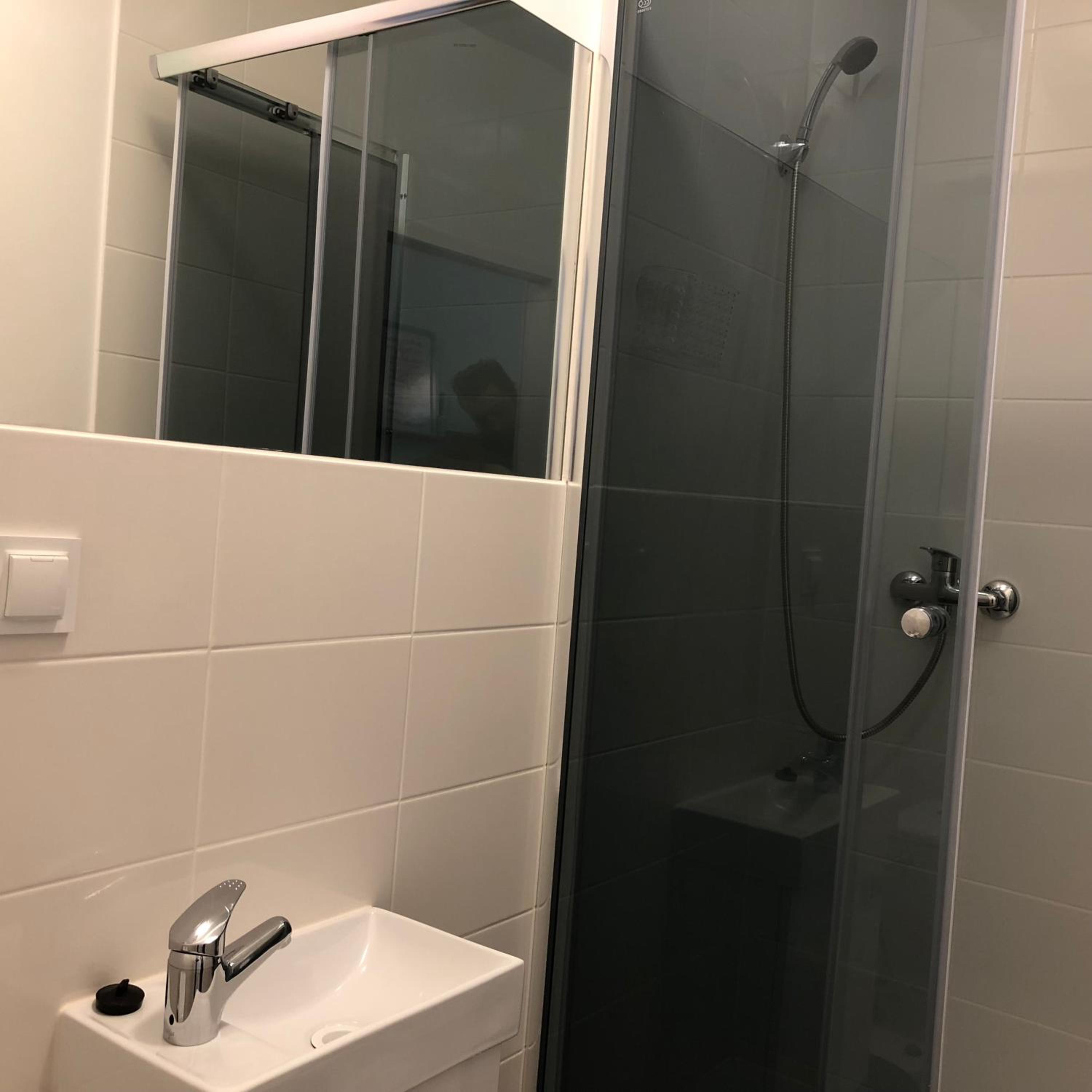 Double Room - Photo 6