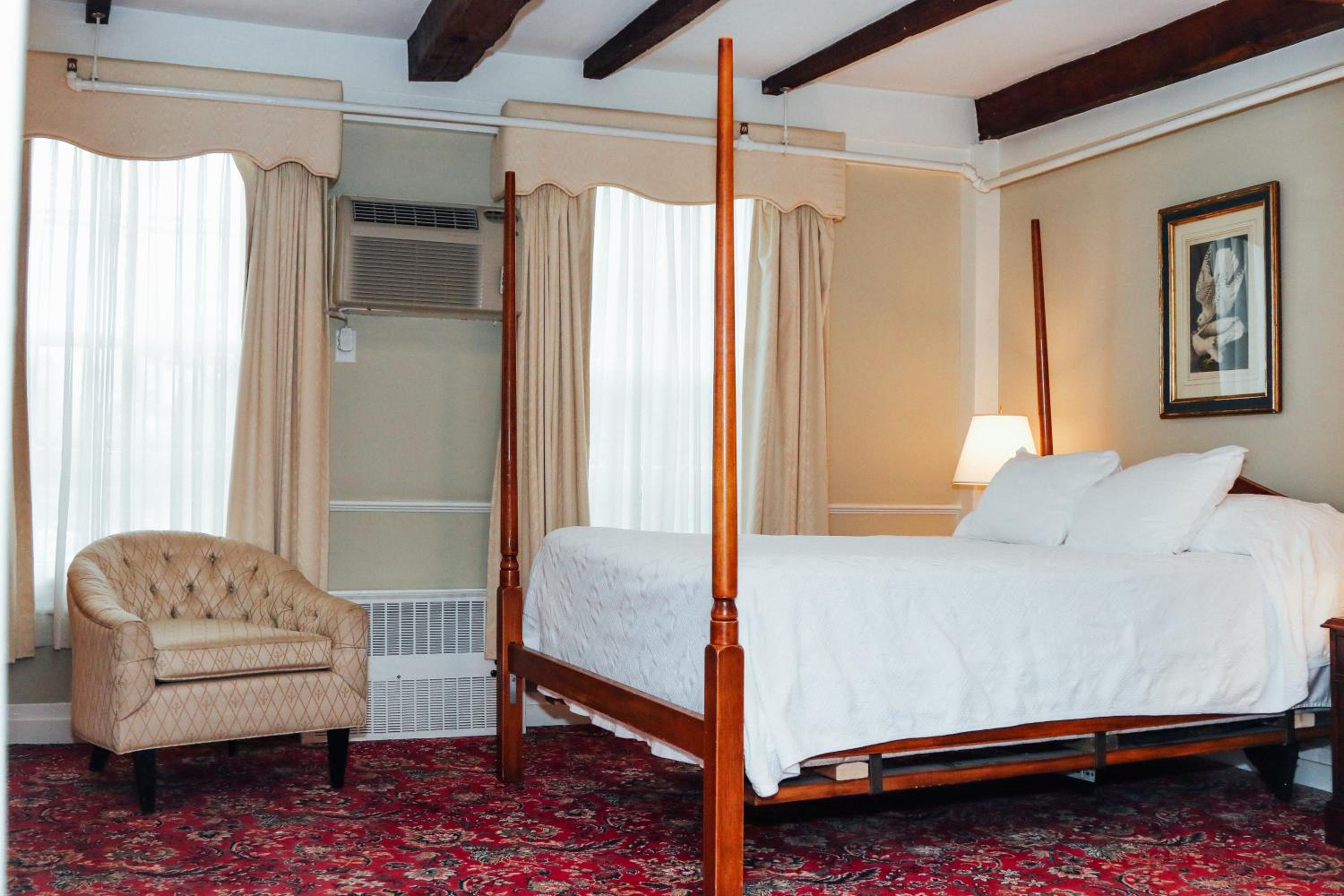 Deluxe Queen Room - Photo 3