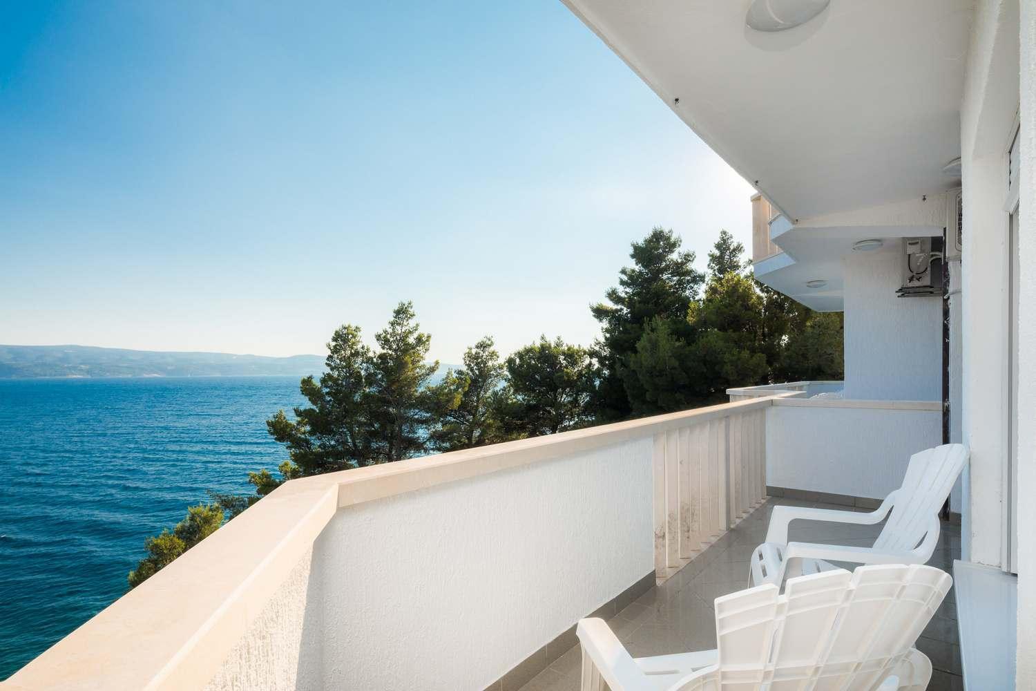 Two-Bedroom Apartment with Sea View photo 3