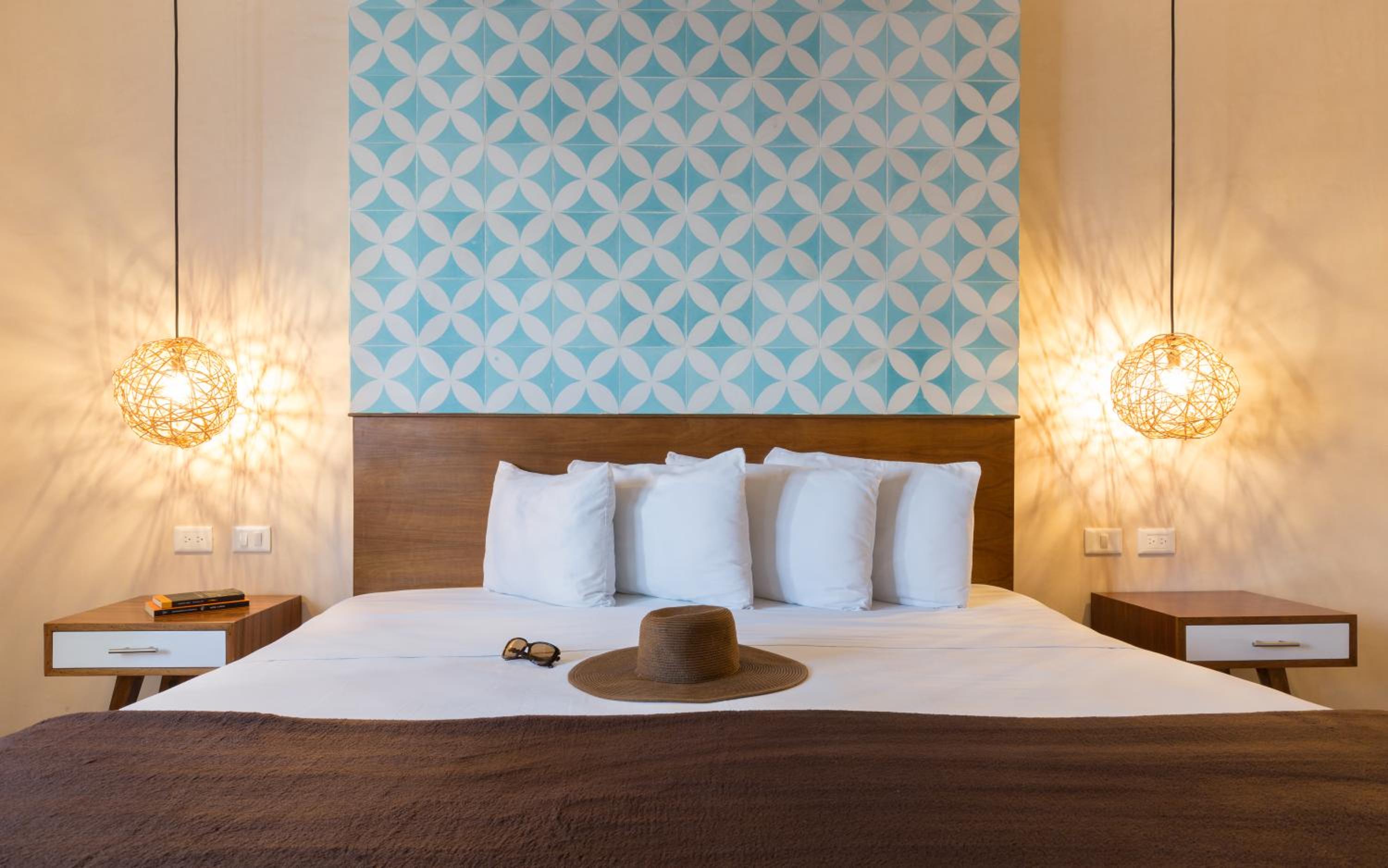 One-Bedroom Suite with Sofa Bed photo 1