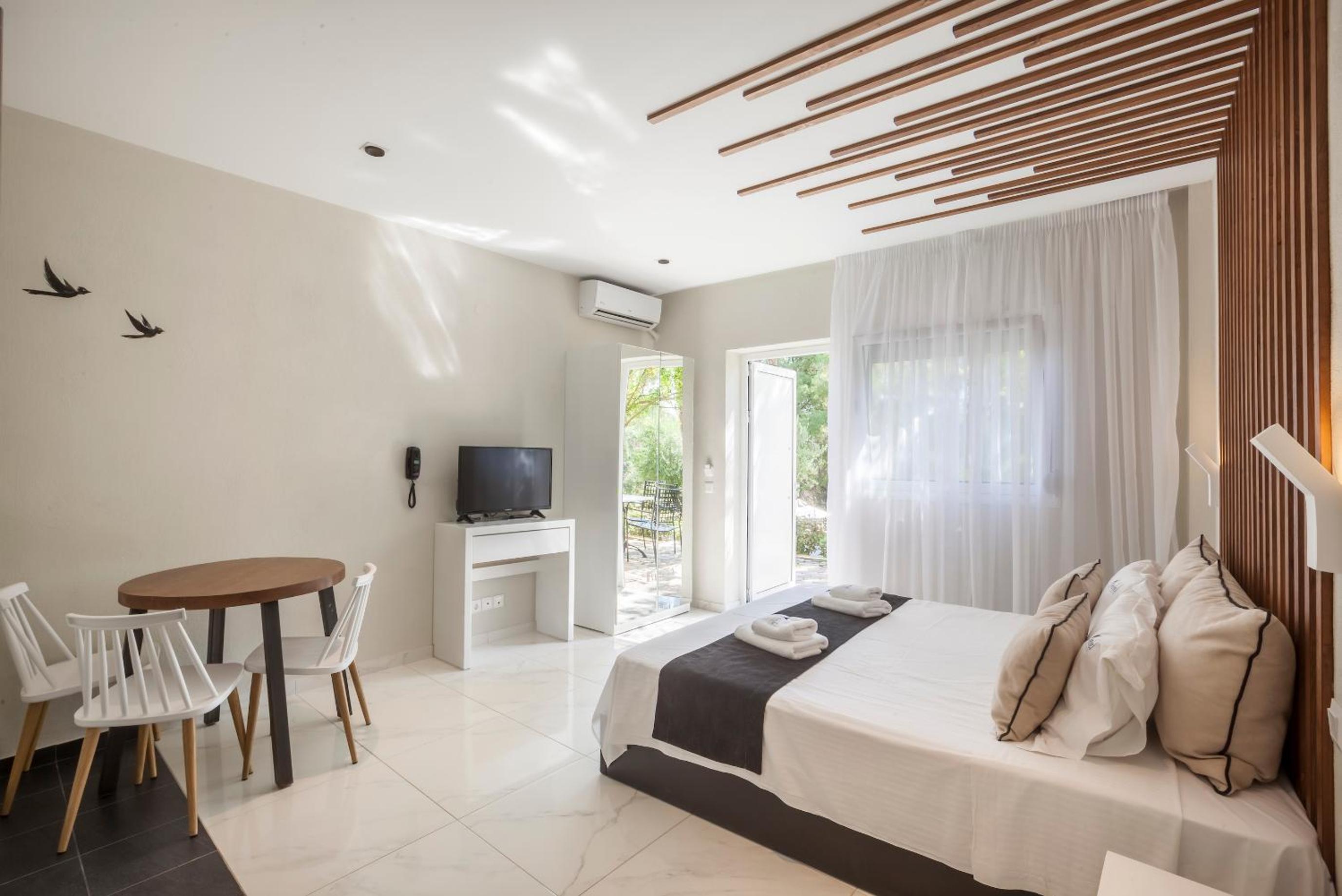Superior Double Room photo 3