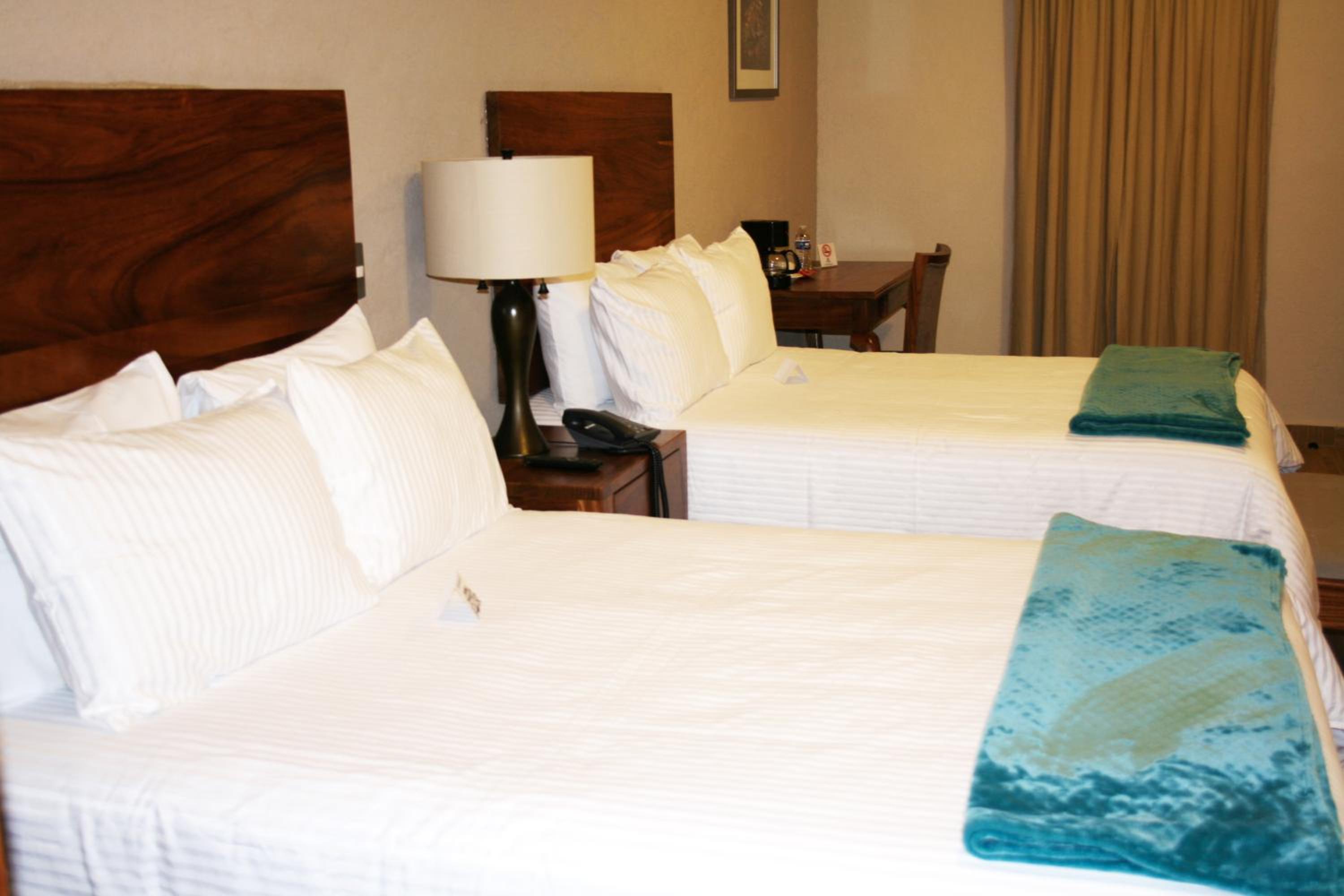 Standard Double Room with Two Double Beds photo 2