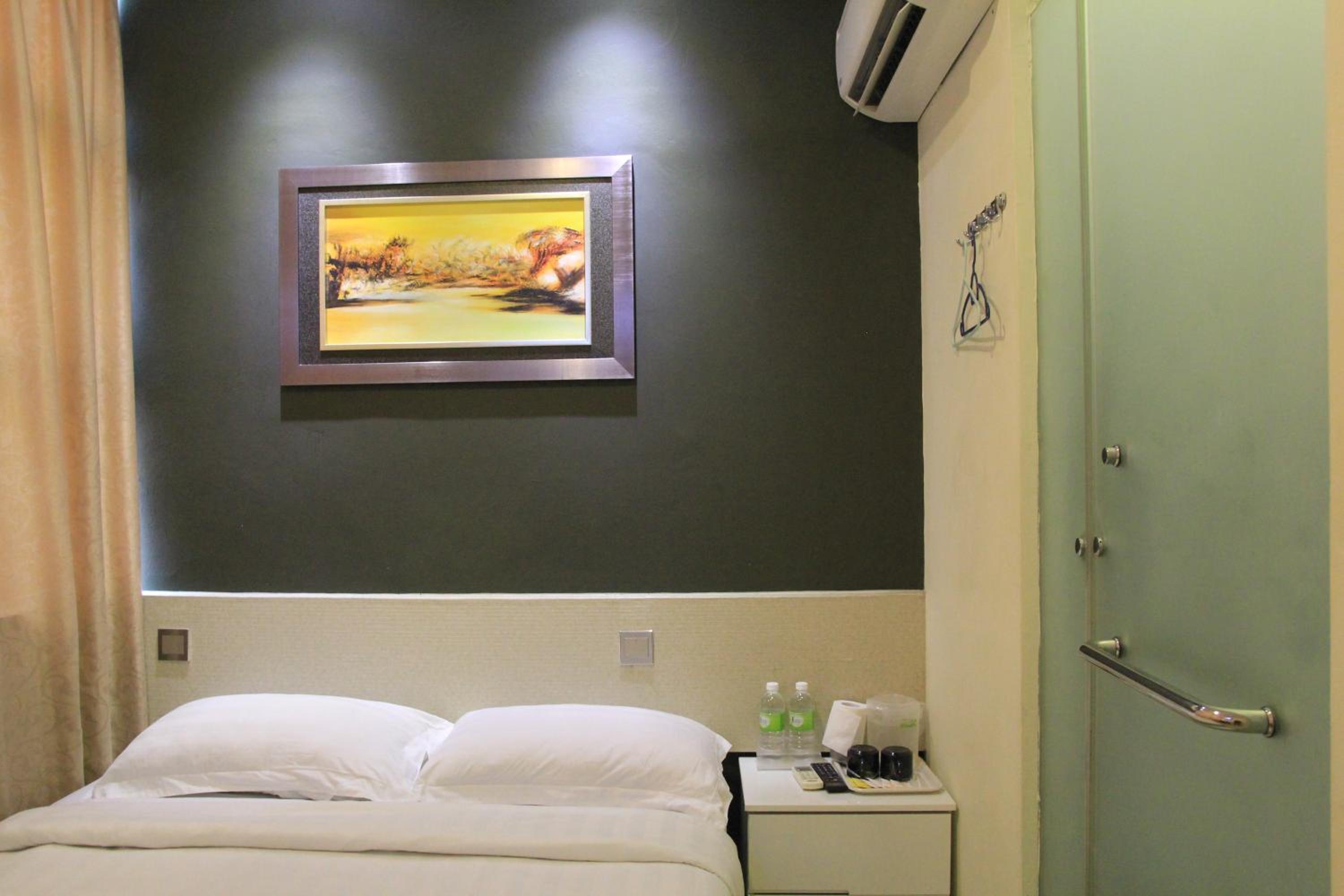 Standard Double Room - Photo 1