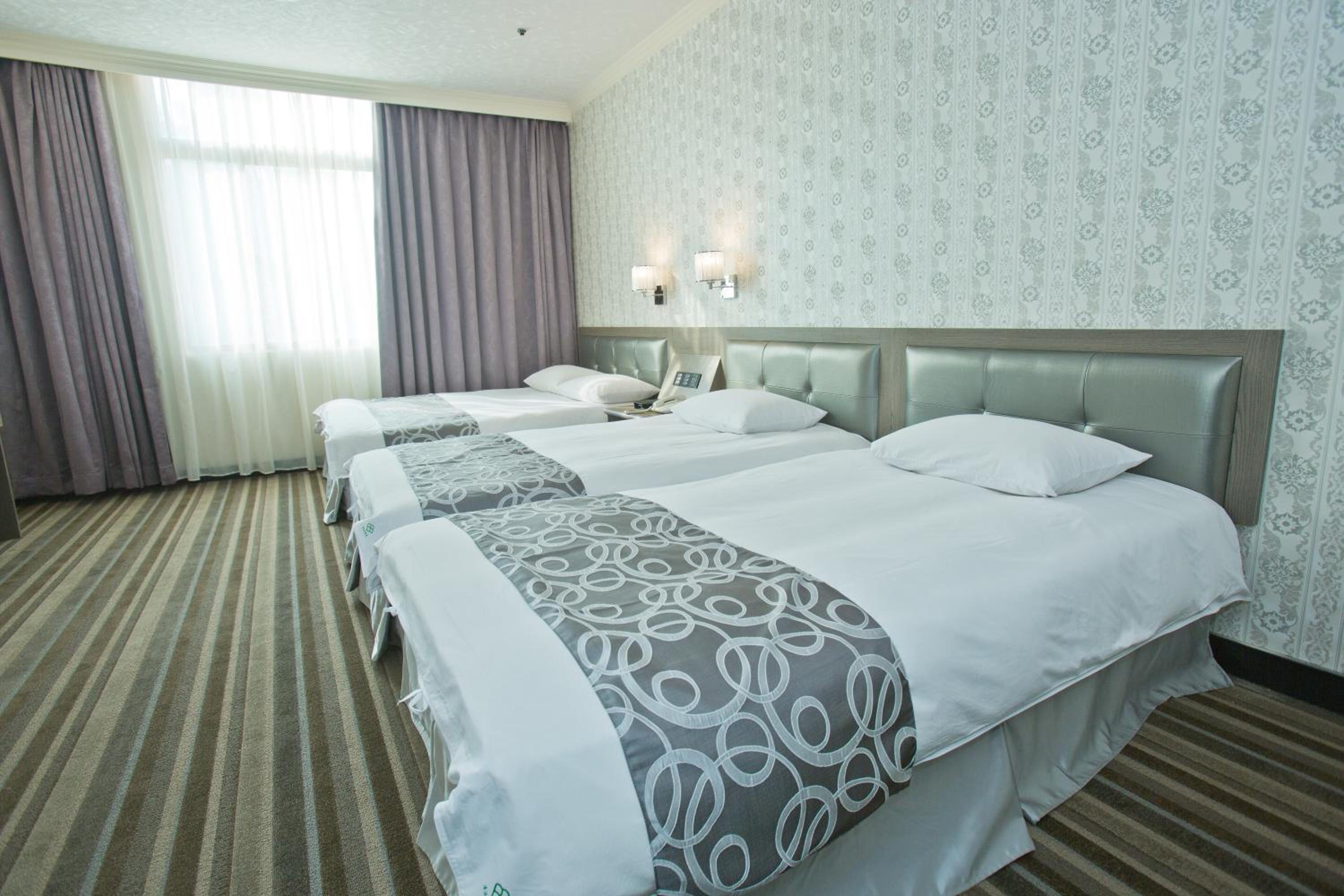 Quadruple Room photo 2