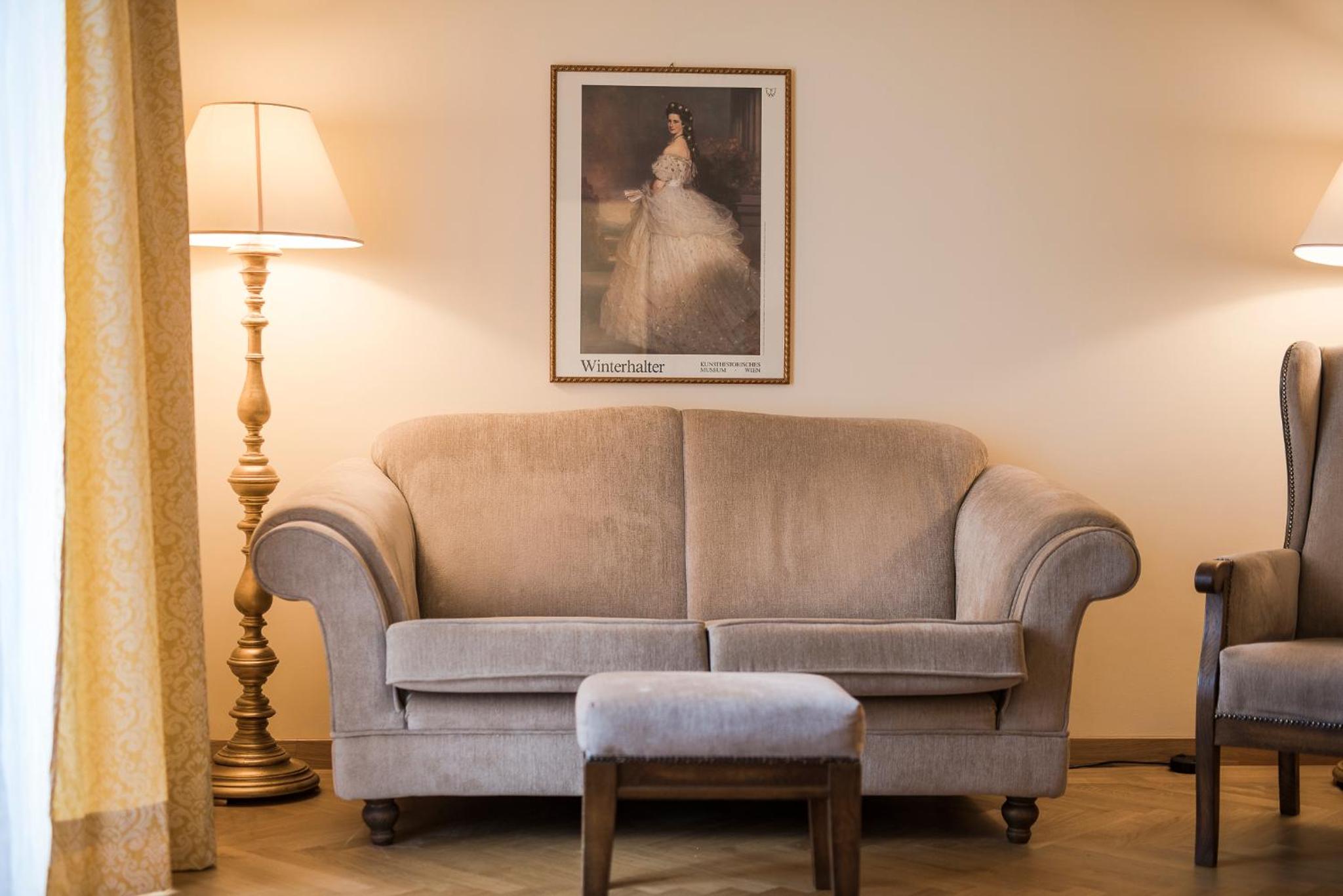 Deluxe Suite - Photo 8