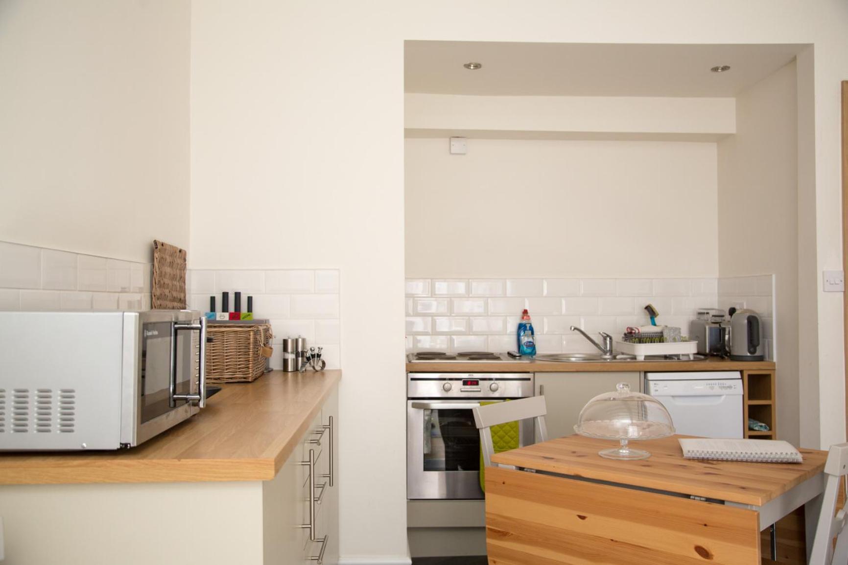 Two-Bedroom Apartment - Photo 18