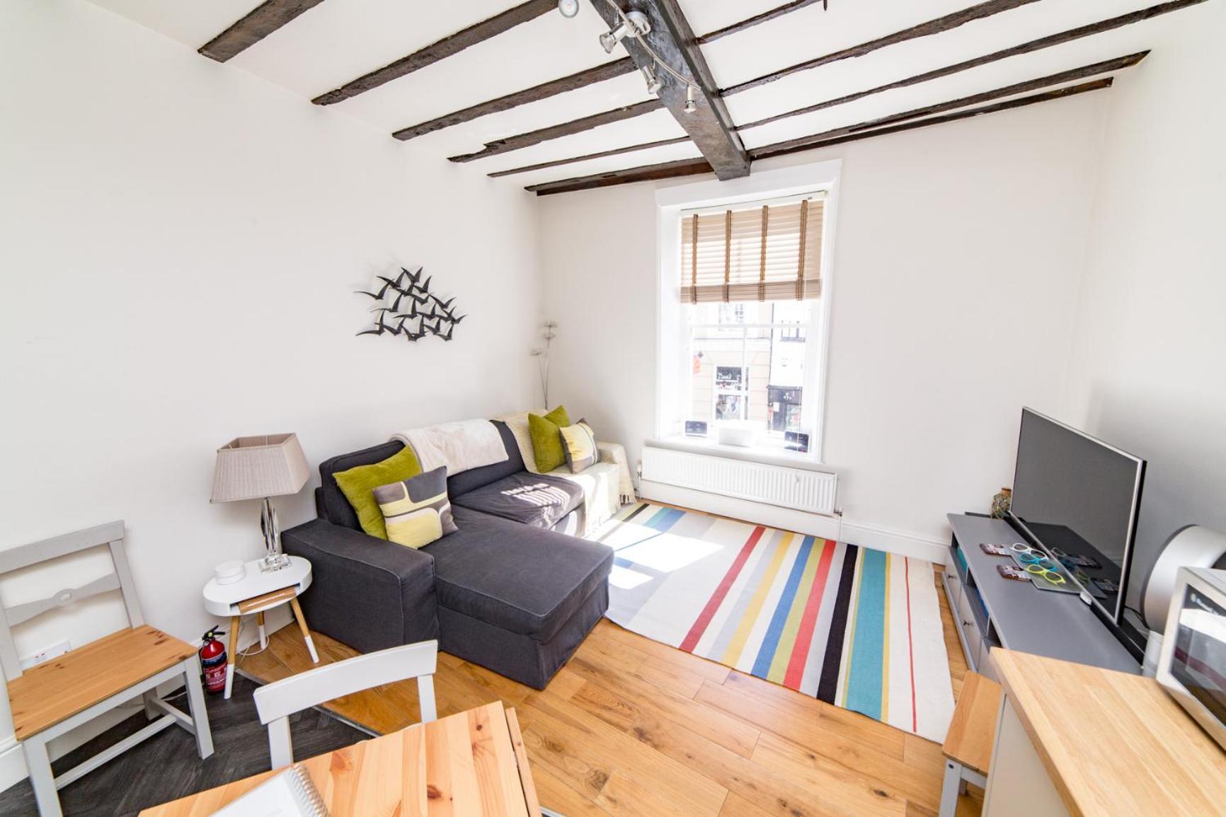 Two-Bedroom Apartment - Photo 19