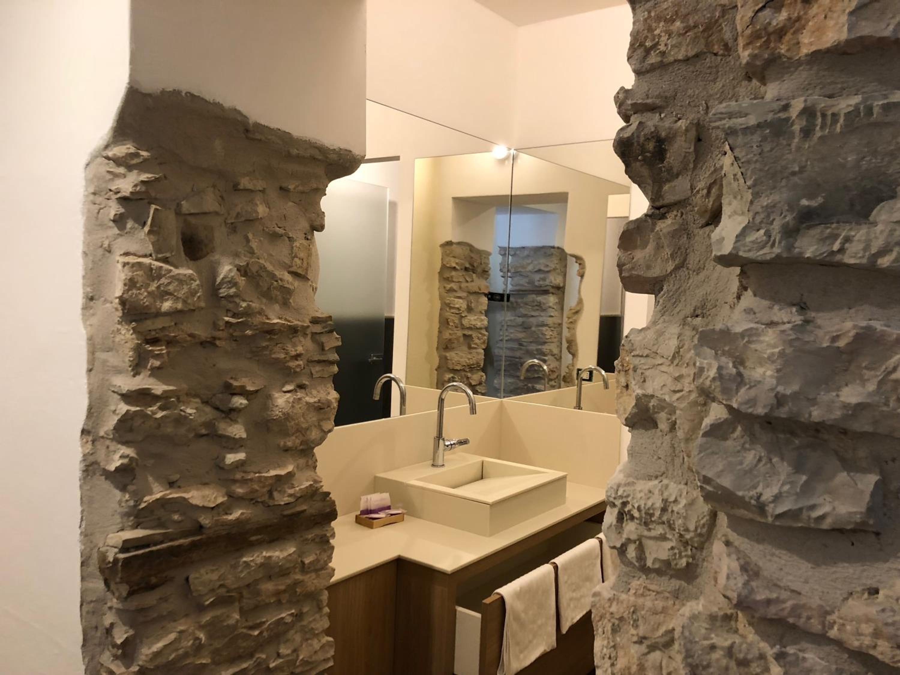 Superior Triple Room photo 3