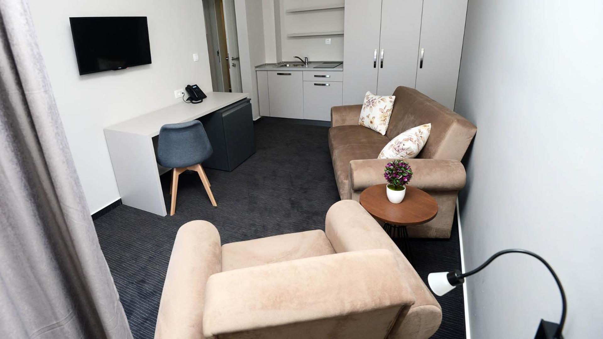 One-Bedroom Apartment with Balcony photo 3