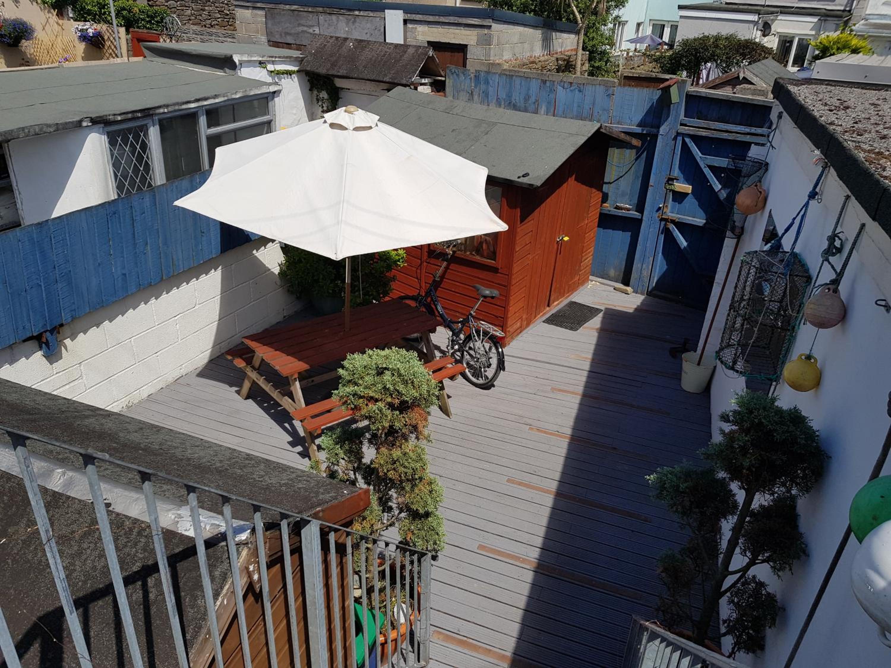 Apartment With Sea View photo 2