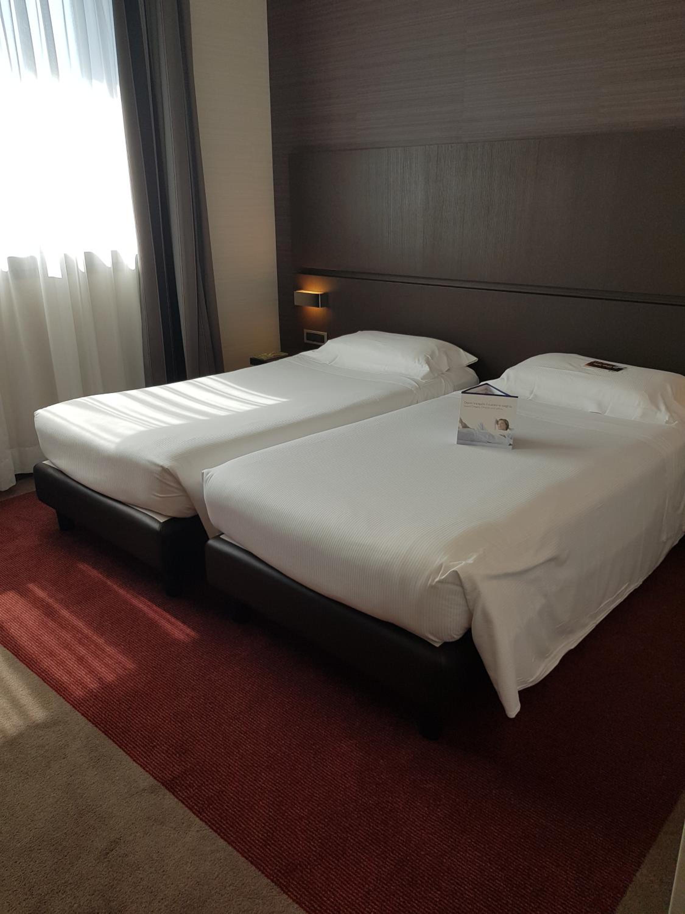 Superior Twin Room - Photo 6