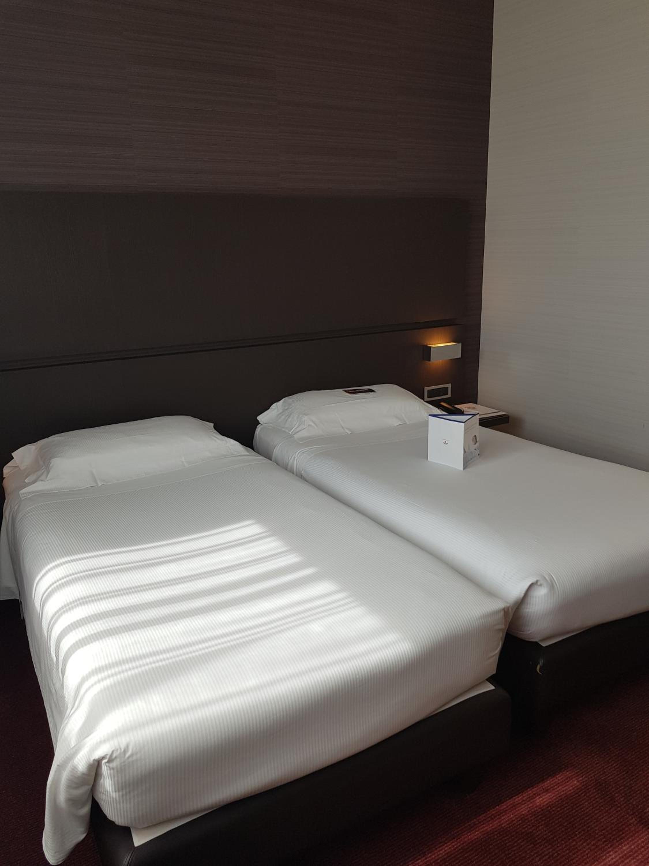 Comfort Twin Room - Photo 4