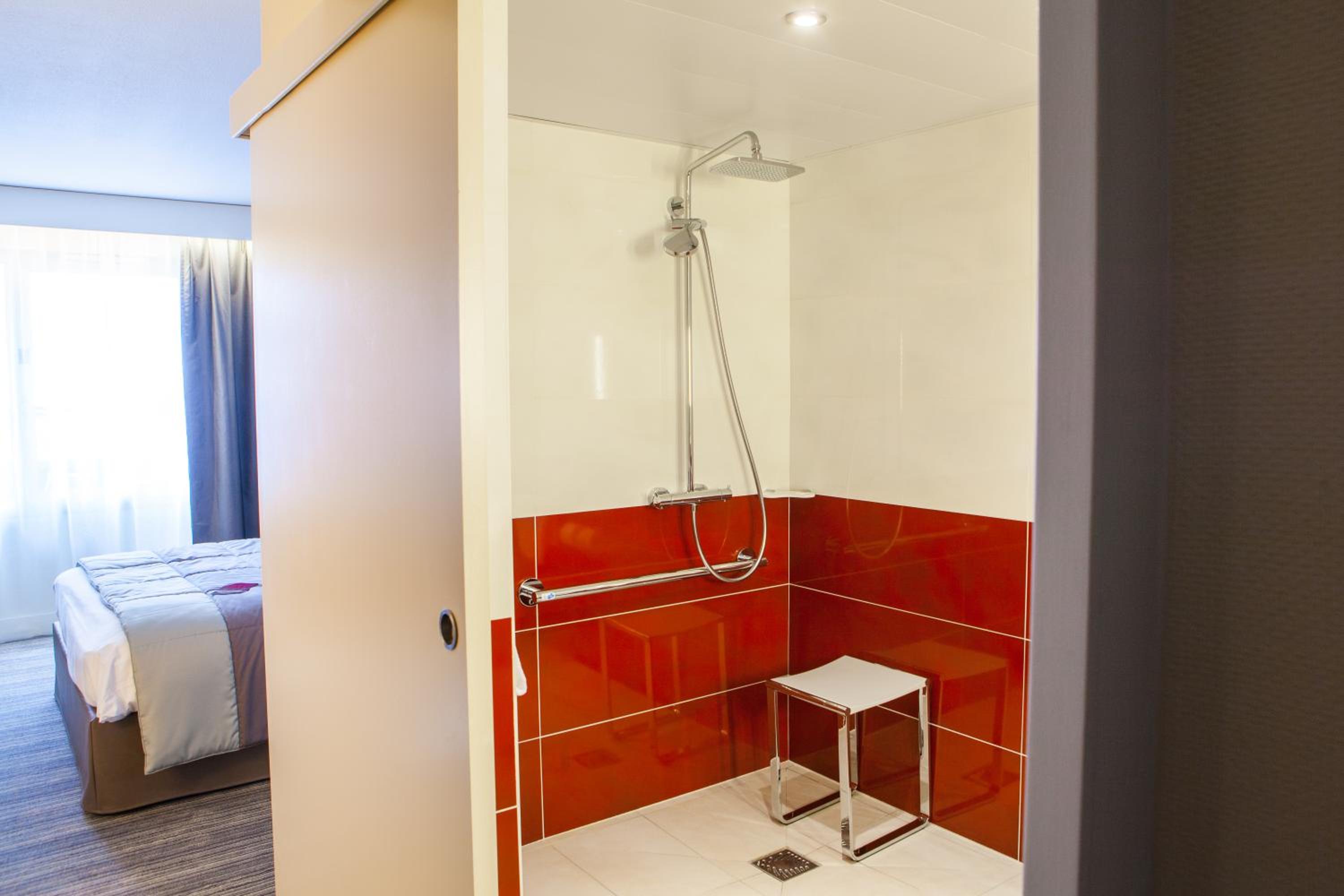 Classic Double Room - Photo 9