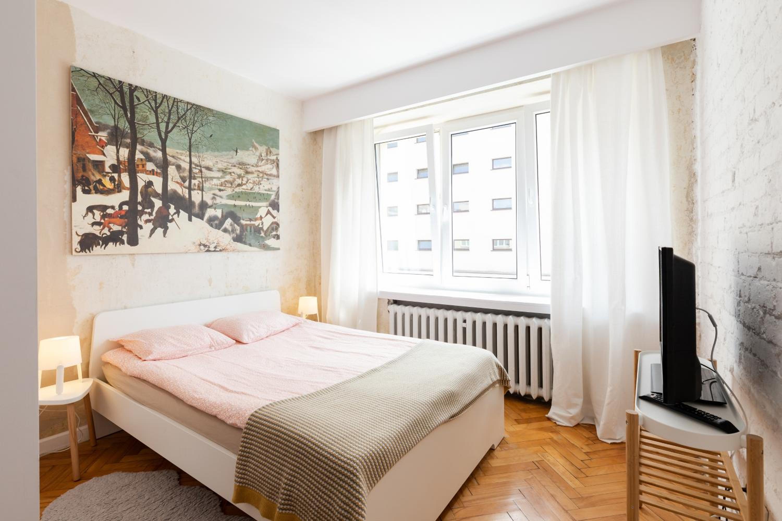One-Bedroom Apartment - Photo 5