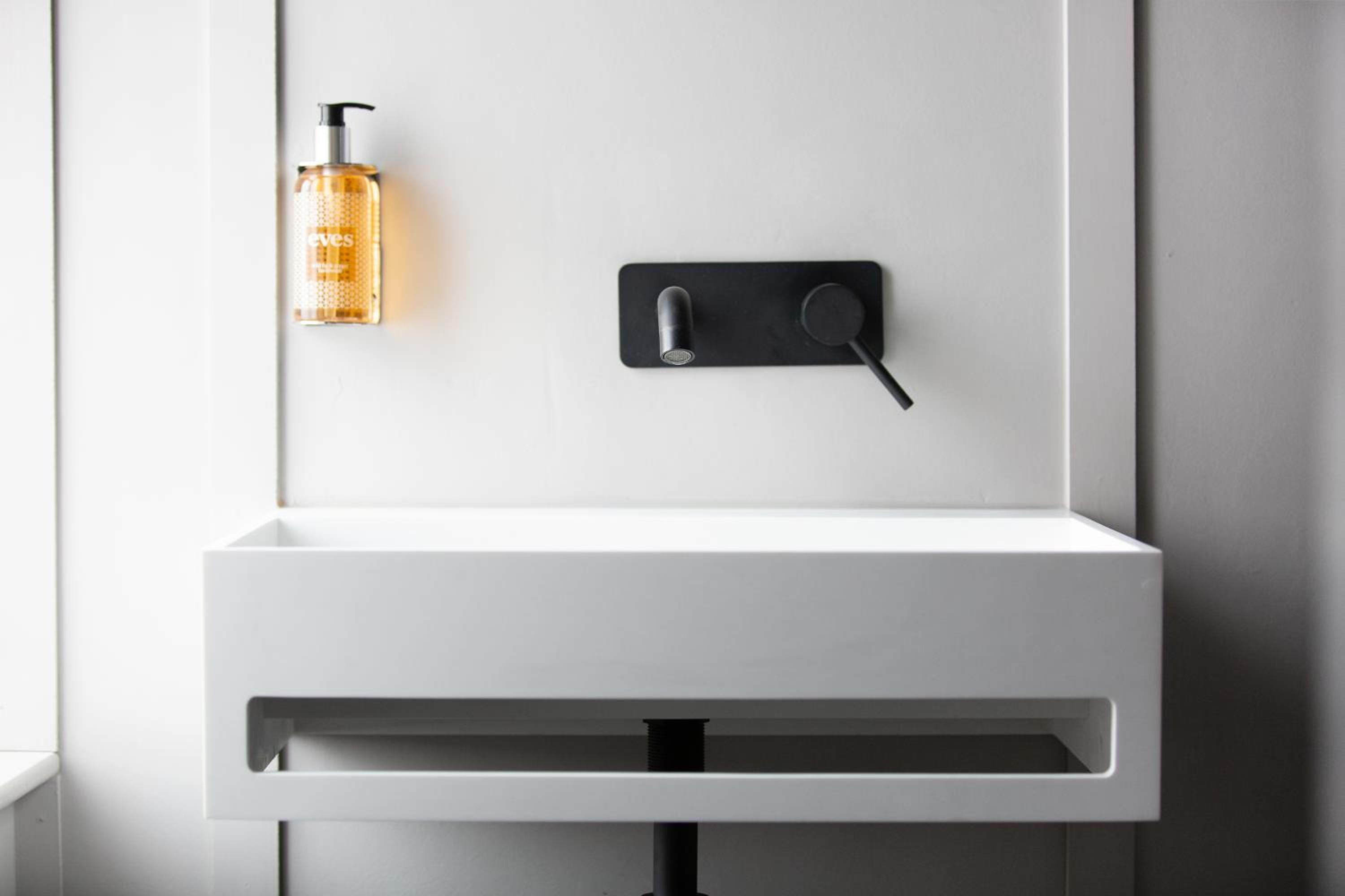 Double Room - Photo 4