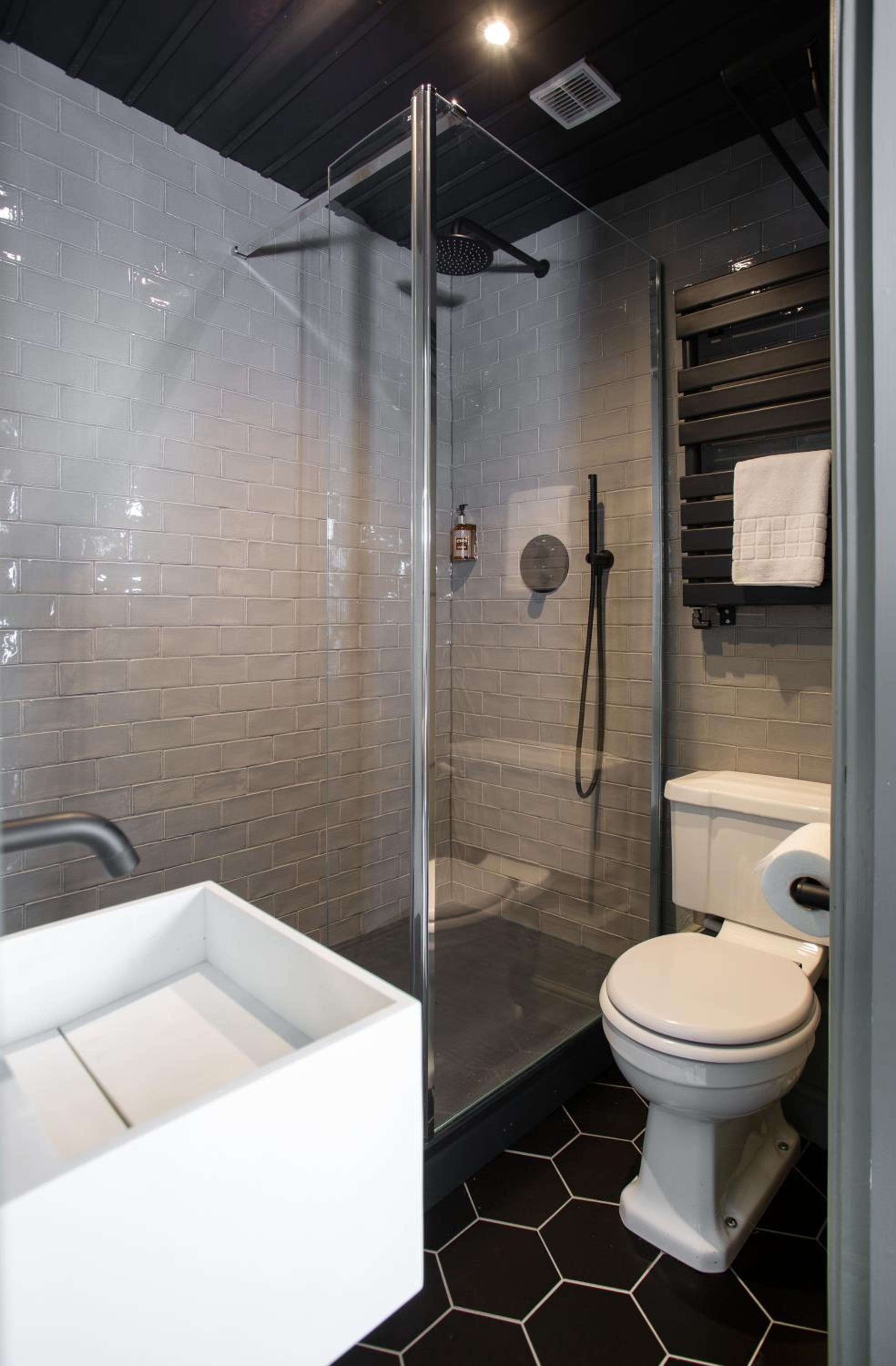 Deluxe Double Room - Photo 6