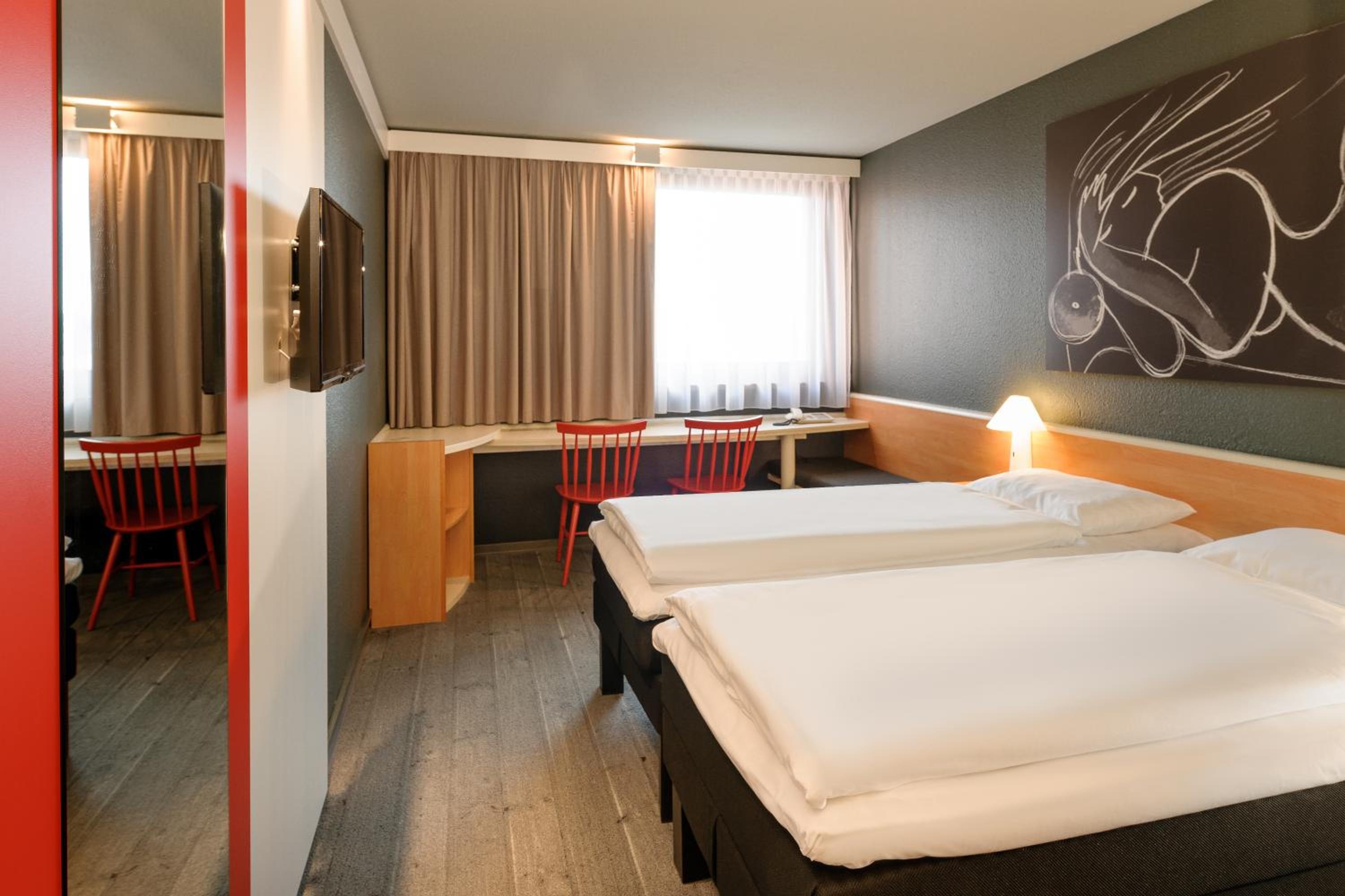 Standard Twin Room photo 1