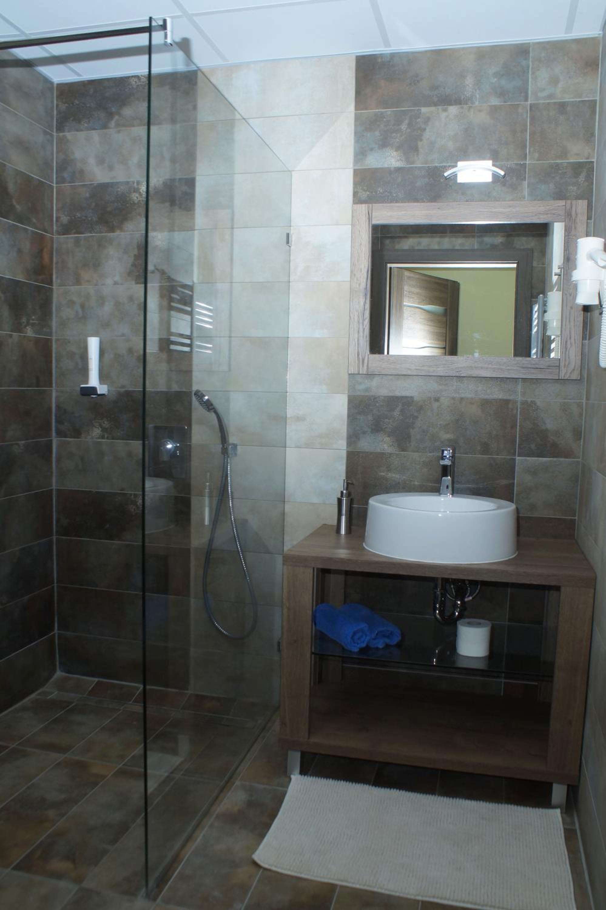 Deluxe Double Room - Photo 6