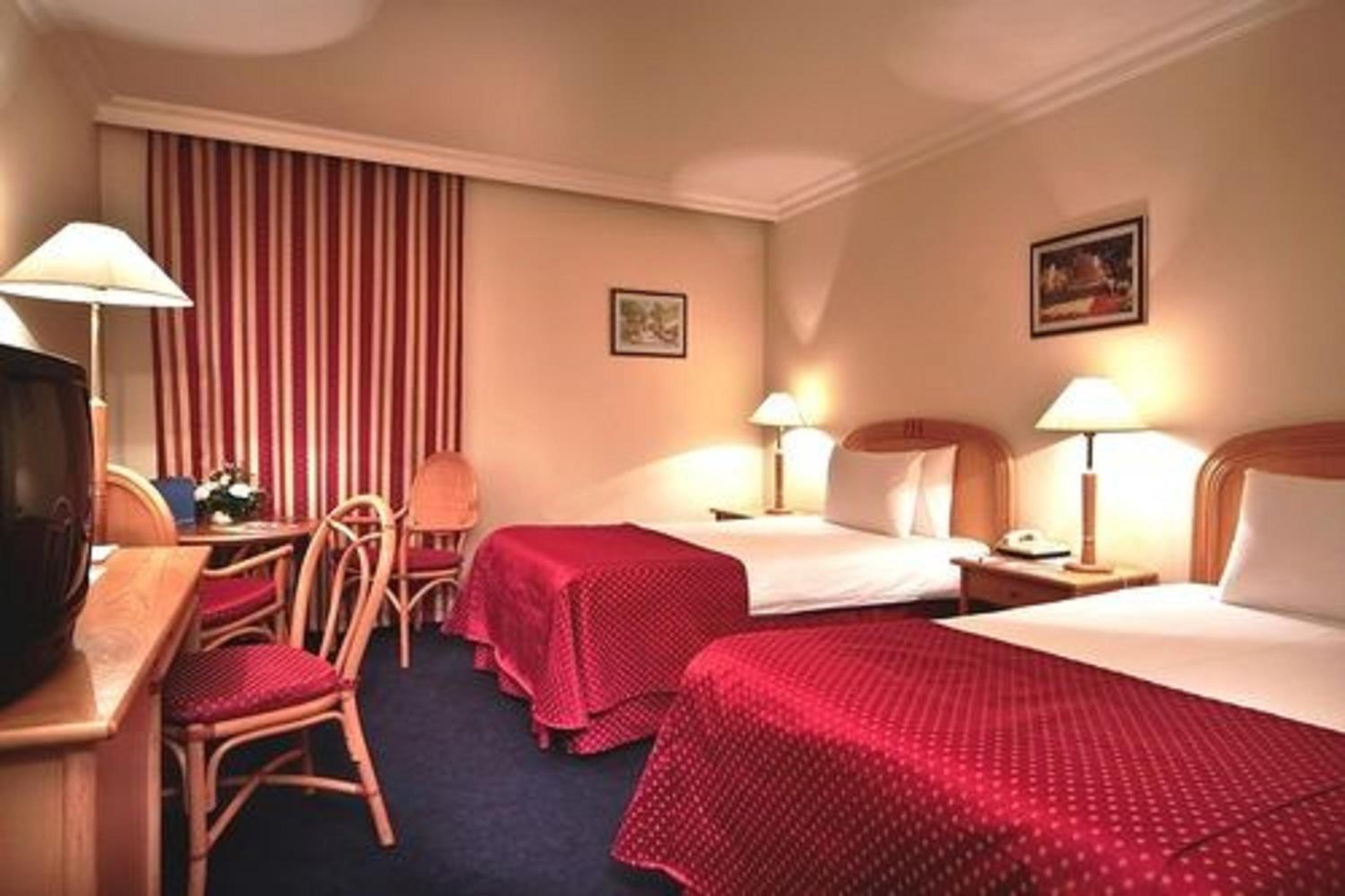 Superior Twin Room - Photo 3