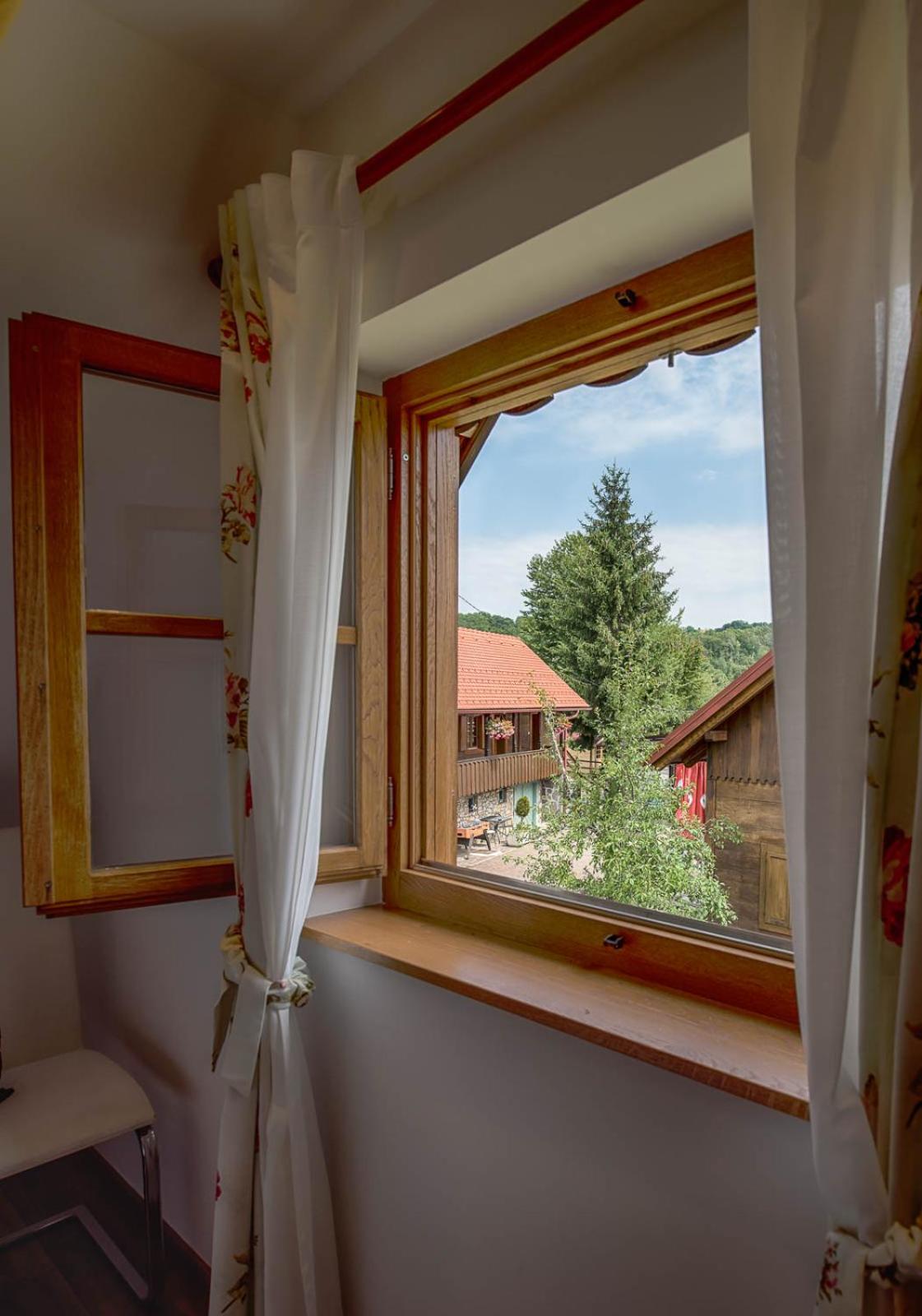 Apartment with Garden View - Photo 11