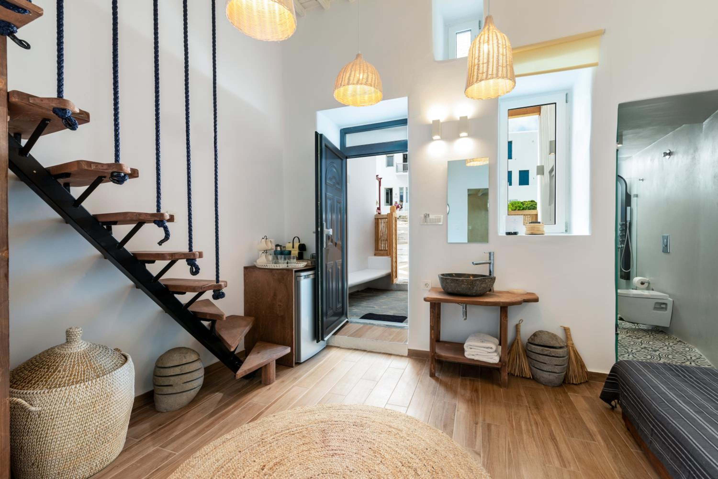 Maisonette with Outdoor Hot Tub and Windmill View - Annex Building  - Photo 6