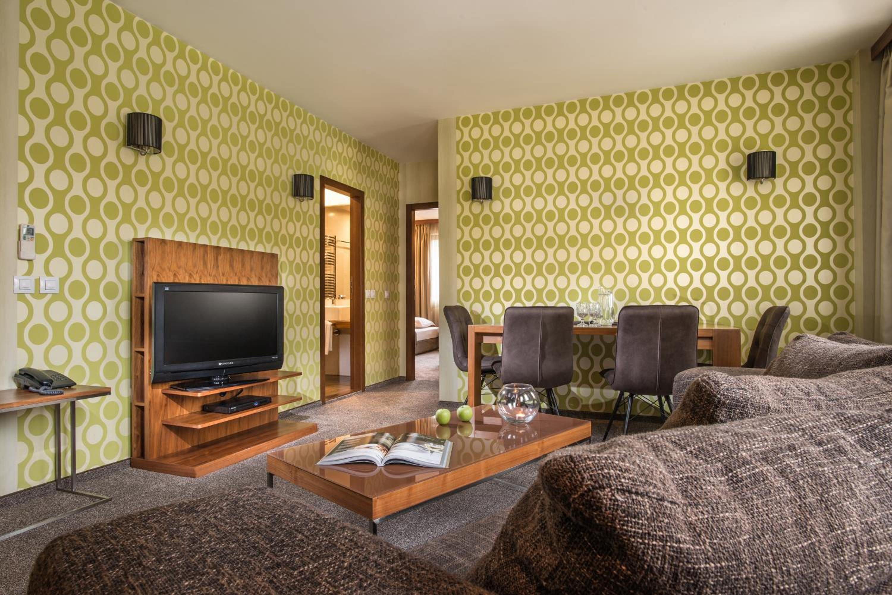Two-Bedroom Suite