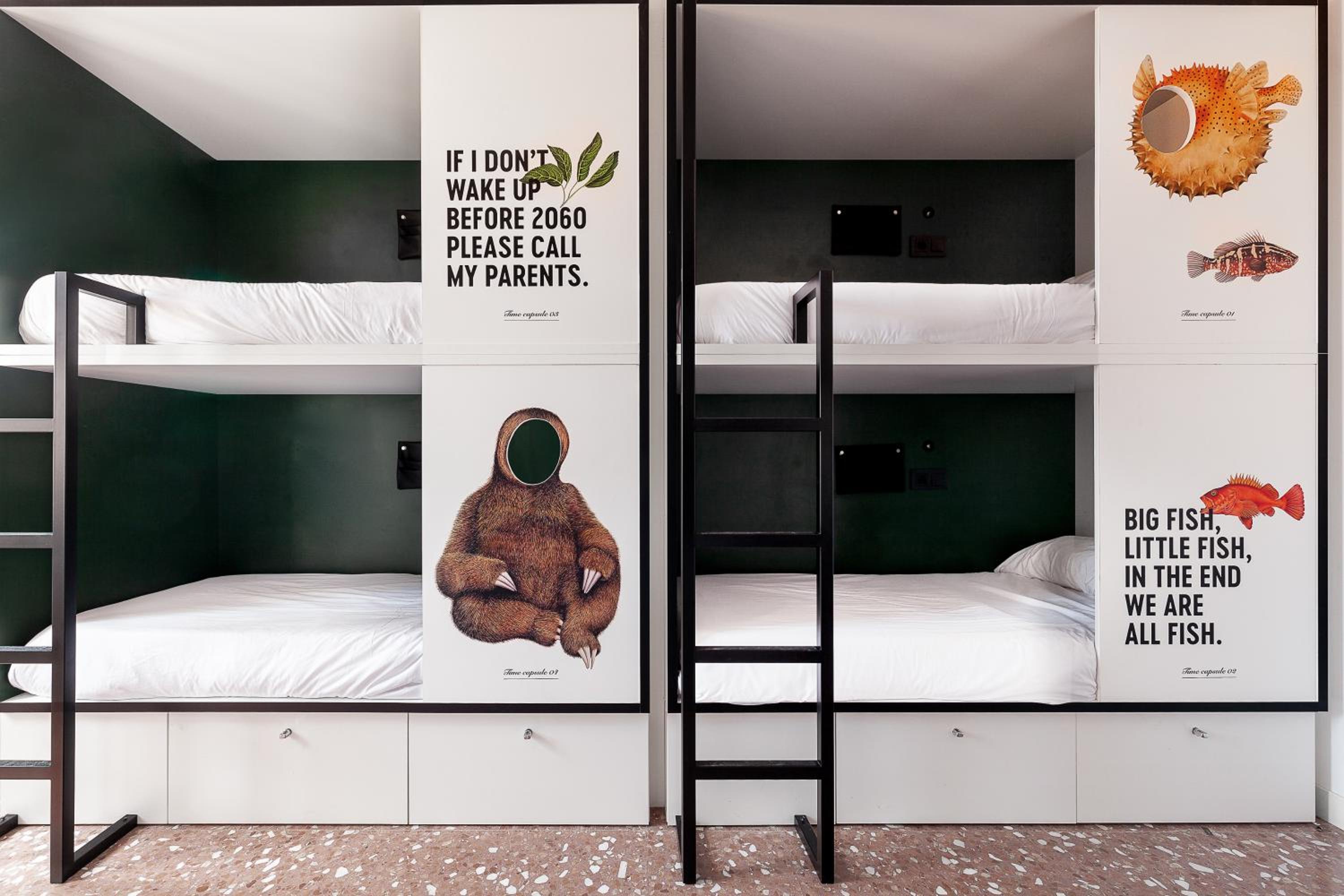 Cama en Dormitorio Mixto de 8 camas con baño