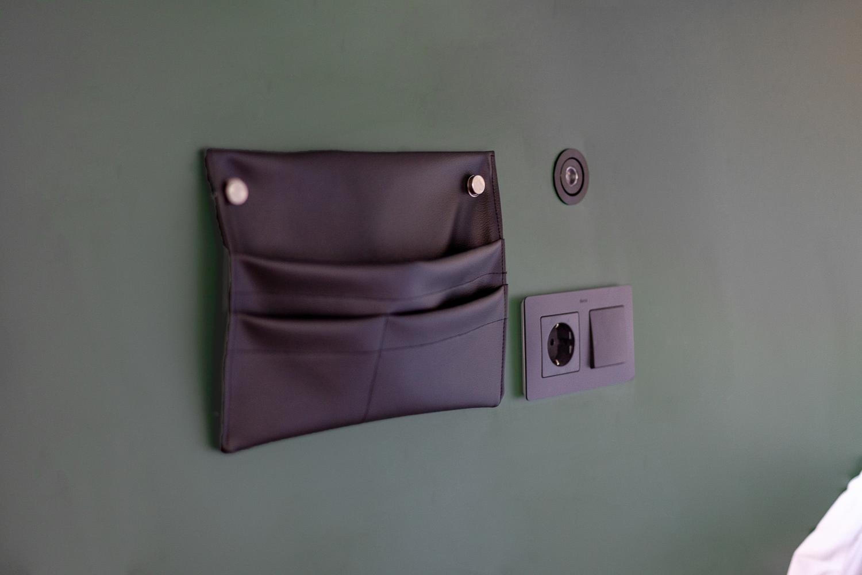 Twin Room with Private Bathroom photo 2