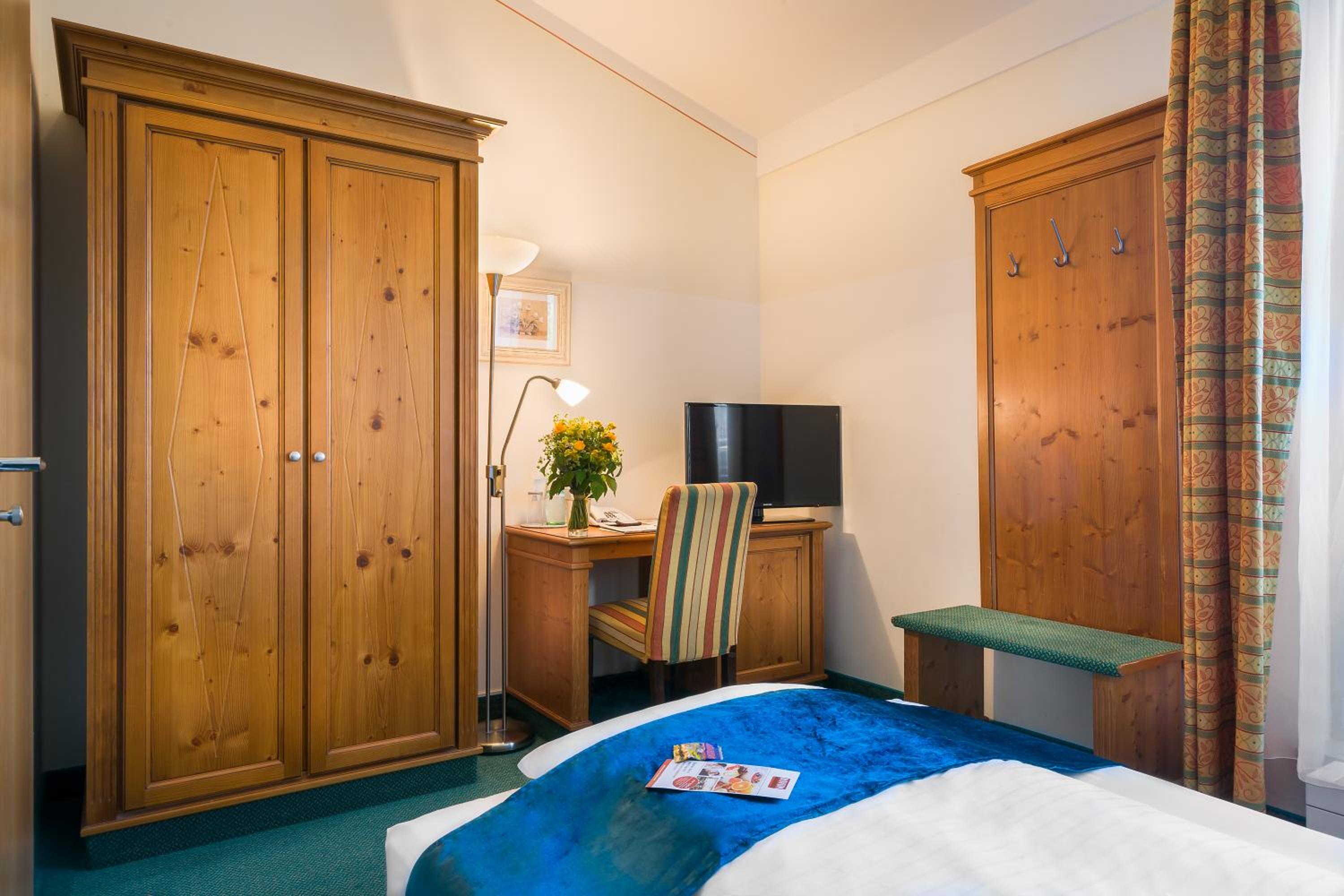 Single Room photo 3