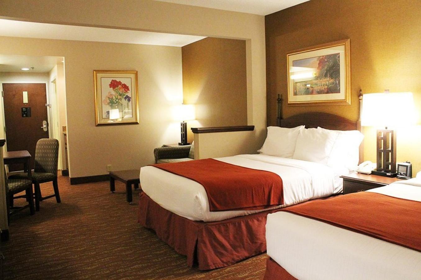 Spark by Hilton Paducah