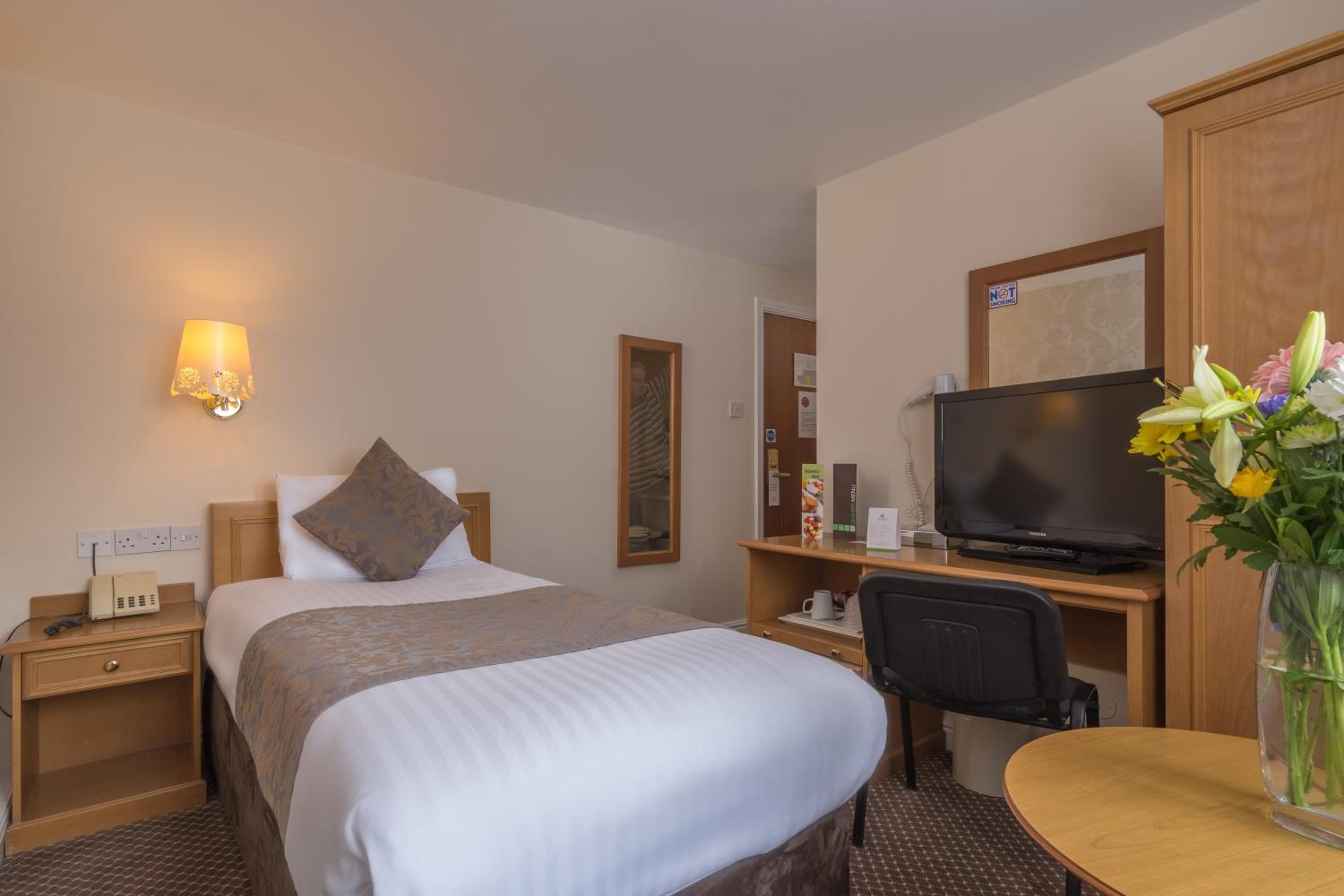 Single Room photo 1