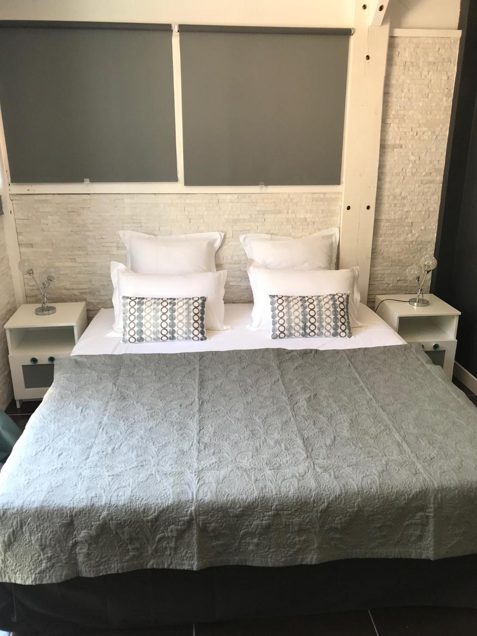 King Room with Pool View photo 2