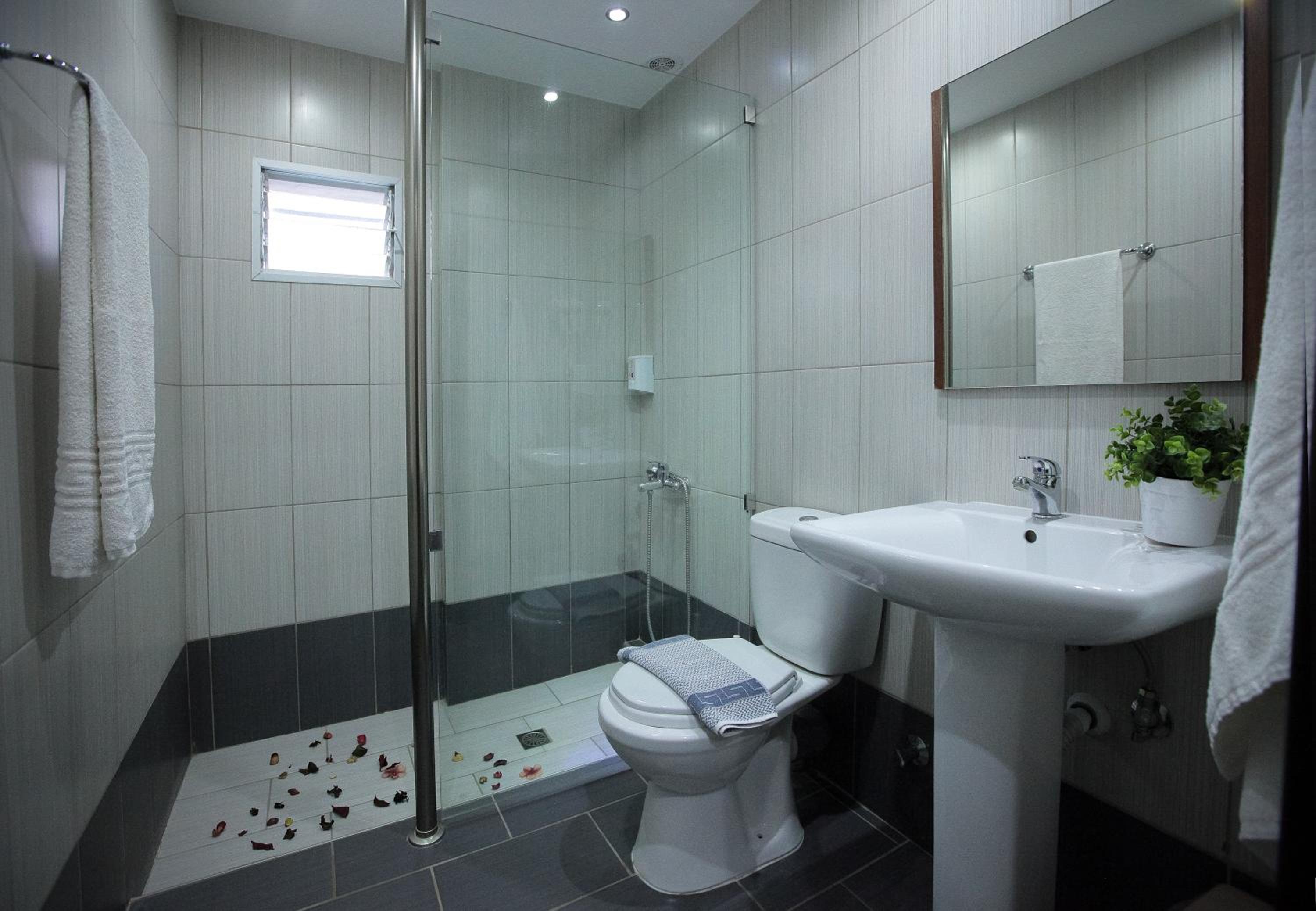 Two-Bedroom Apartment - Photo 10