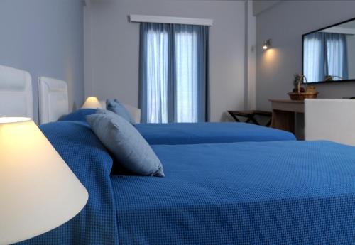 Double or Twin Room with Sea View photo 1